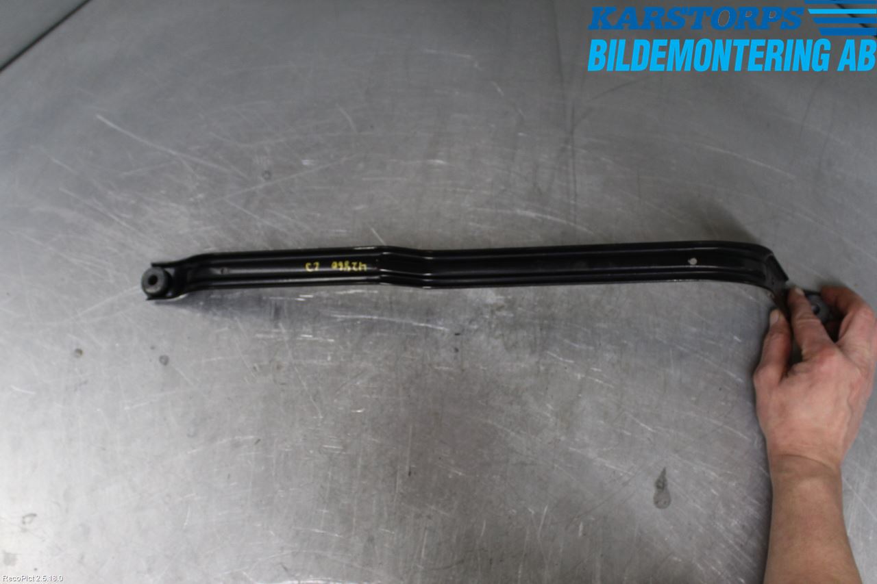 BMW 3 GT F34 13-19 Bränsletanksband