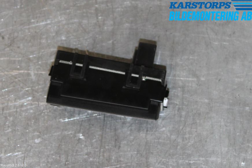Toyota PRIUS NWH20 04-08 Instrument Klocka