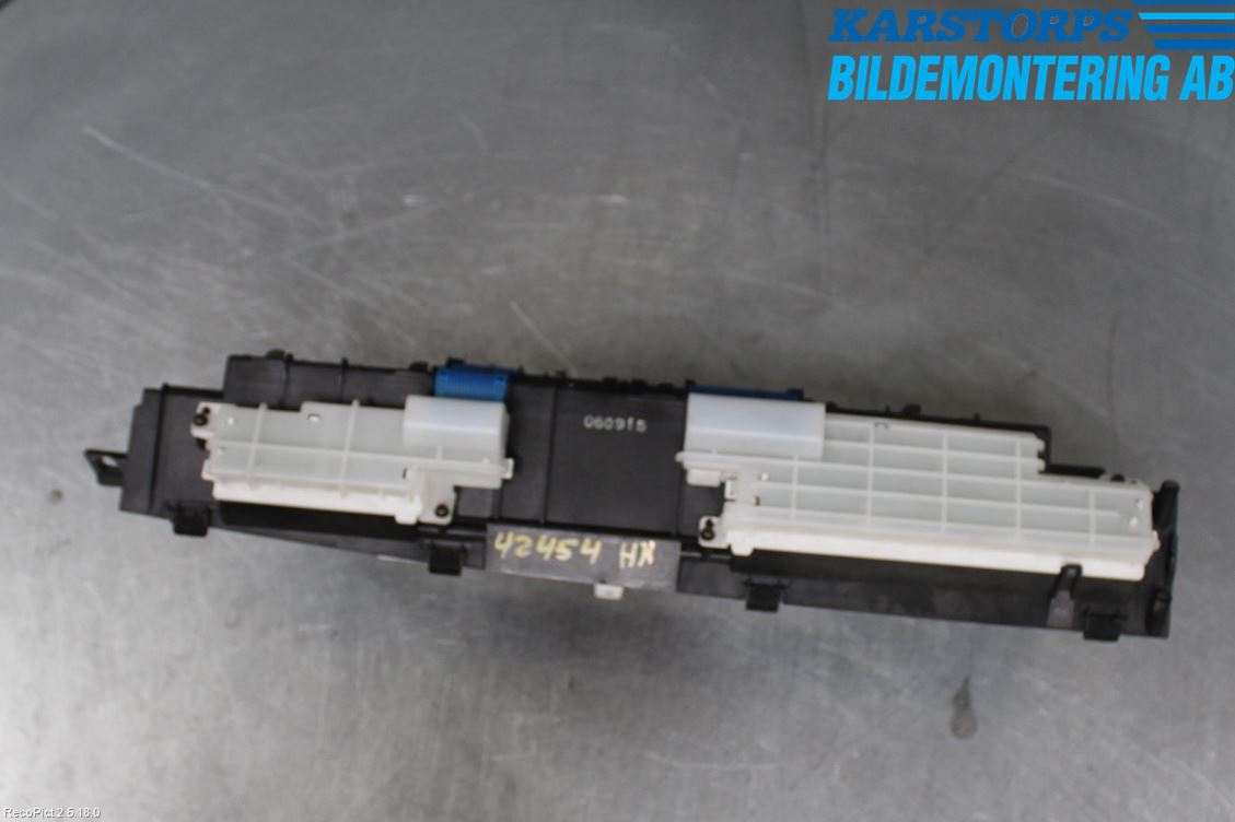 Toyota PRIUS NWH20 04-08 Instrument Komb