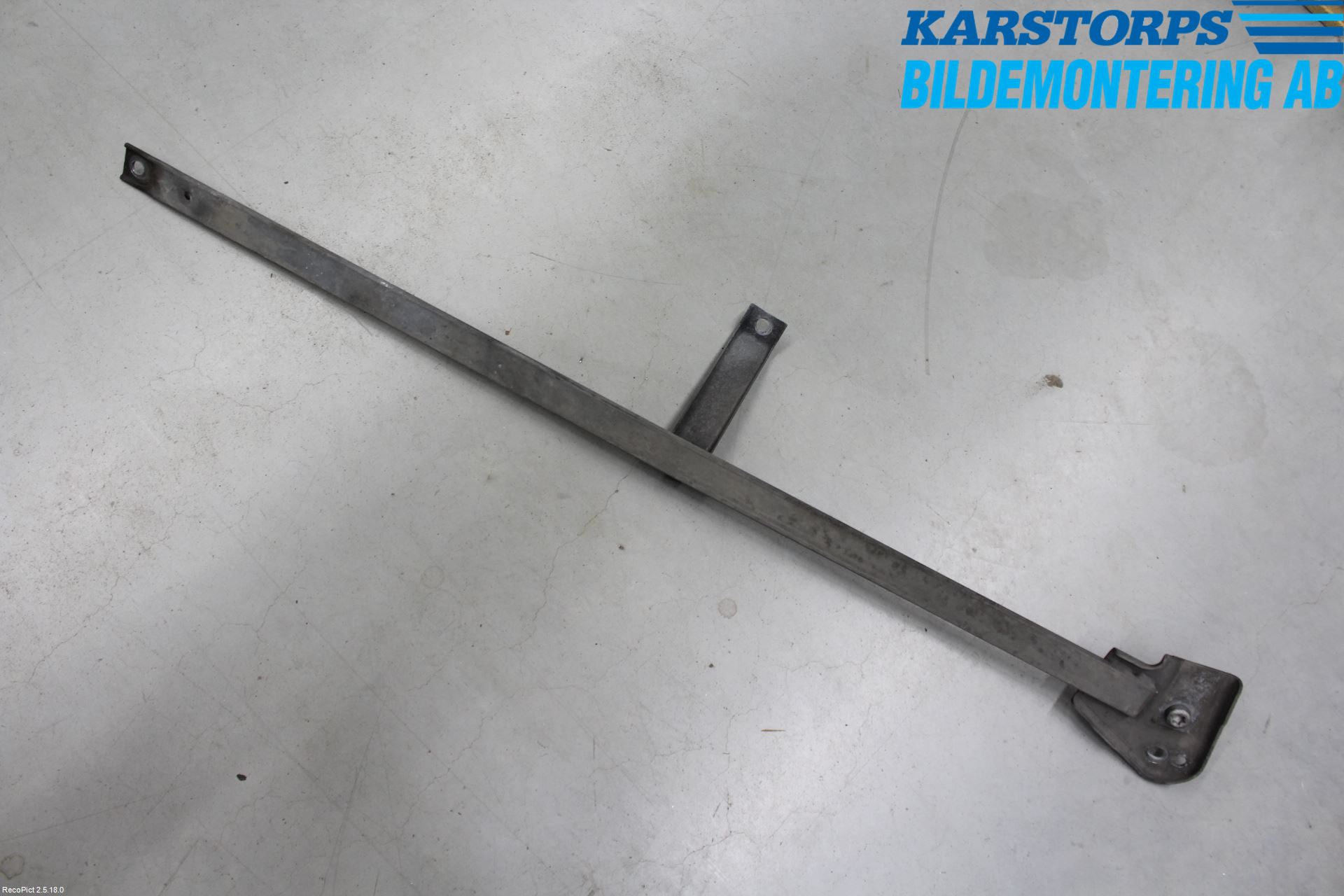 BMW 3 GT F34 13-19 Bakaxel Fäste