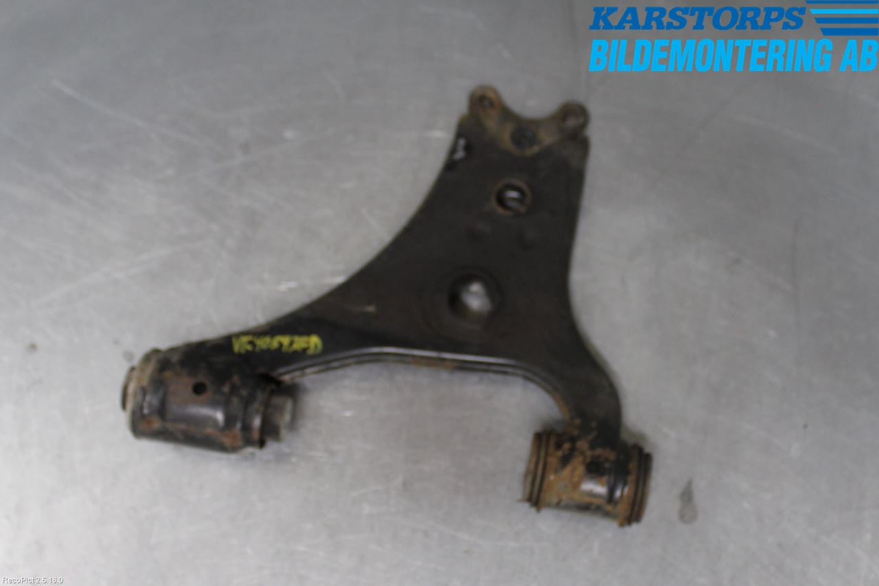Mercedes-Benz MB A-KLASS (W169) 04-12 Bärarm Fram Undre Vä