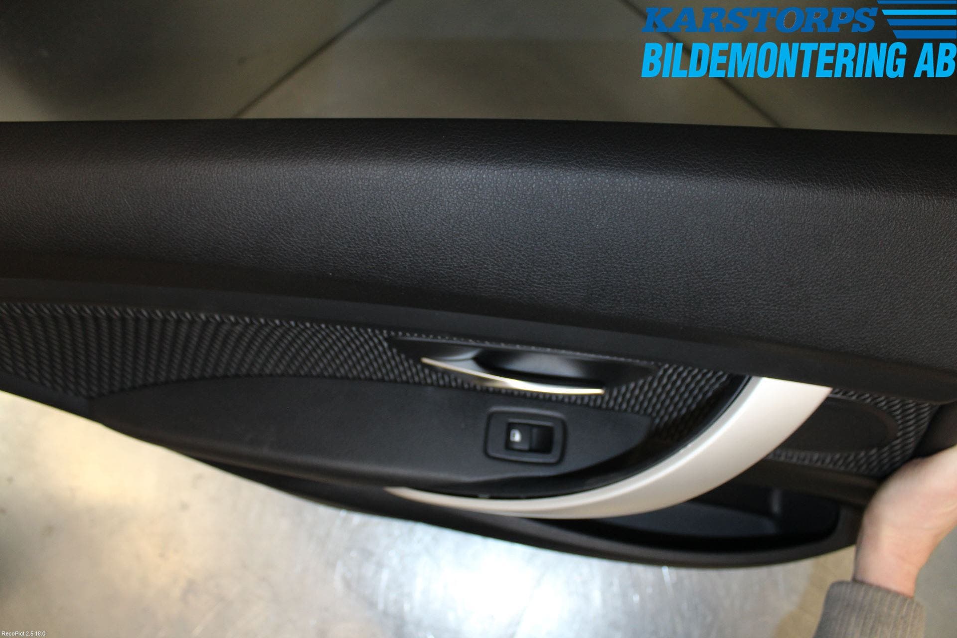 BMW 3 GT F34 13-19 Dörrklädsel Vä