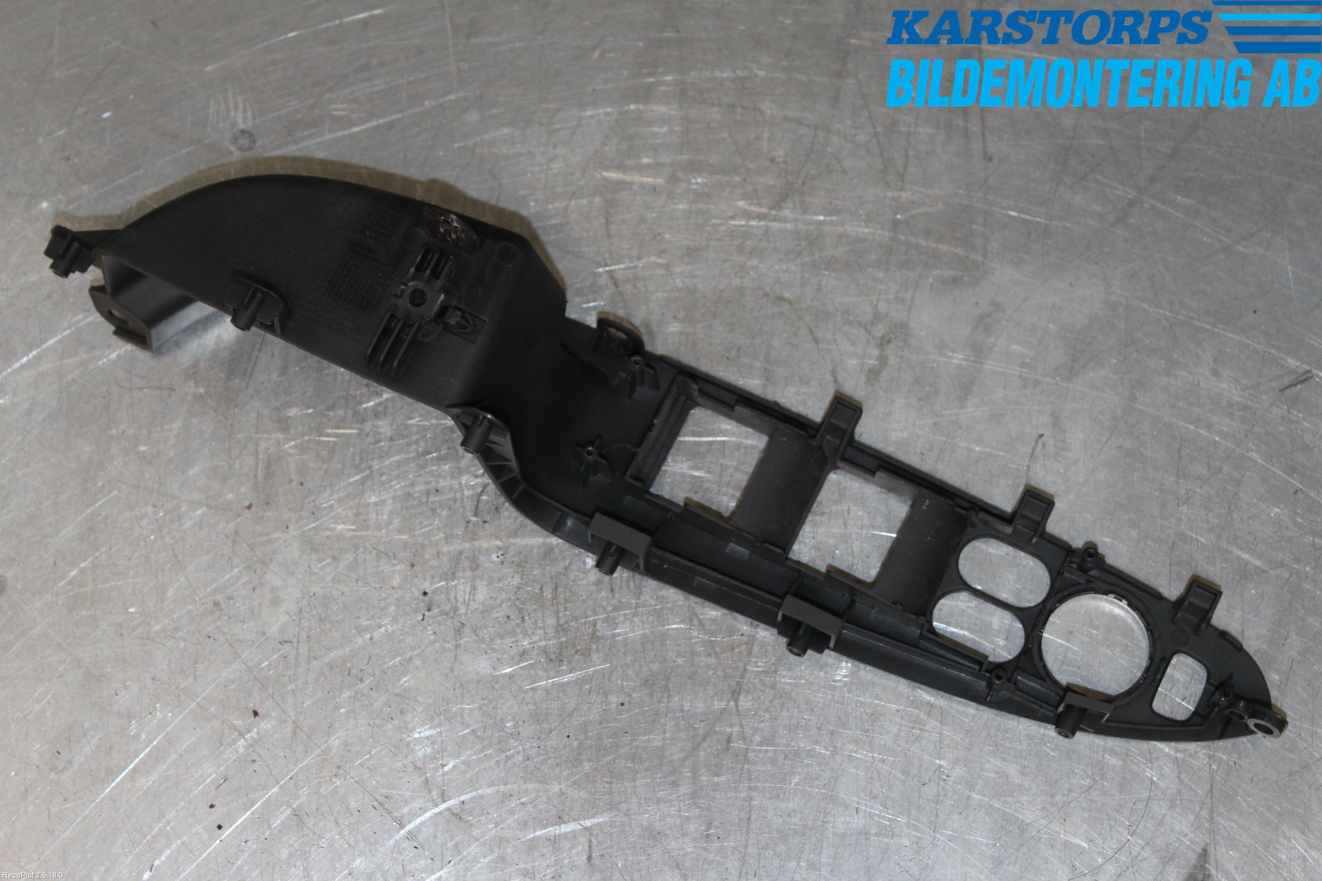 Hyundai i30 FD 07-12 Dörr Dekorlist Fram Vä