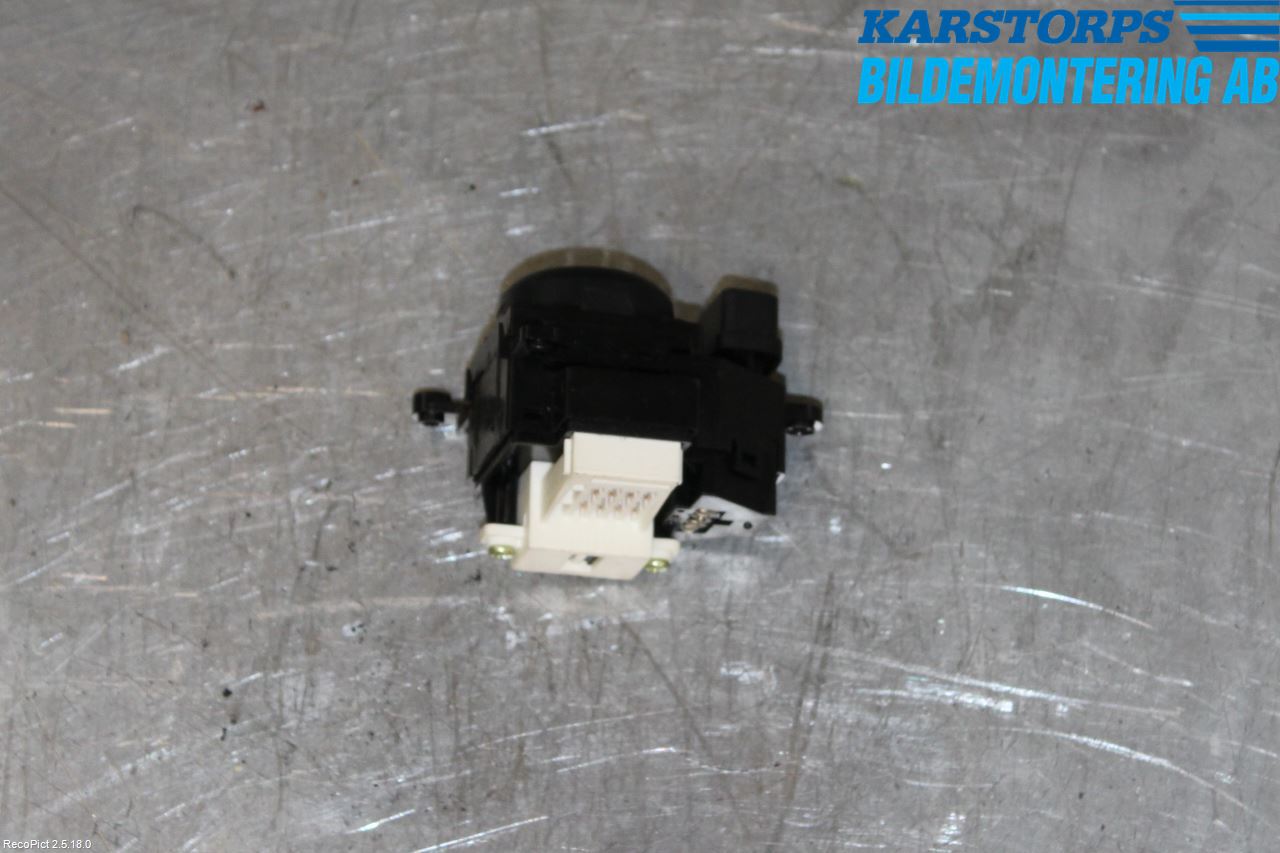 Hyundai i30 FD 07-12 Strömställare Spegel