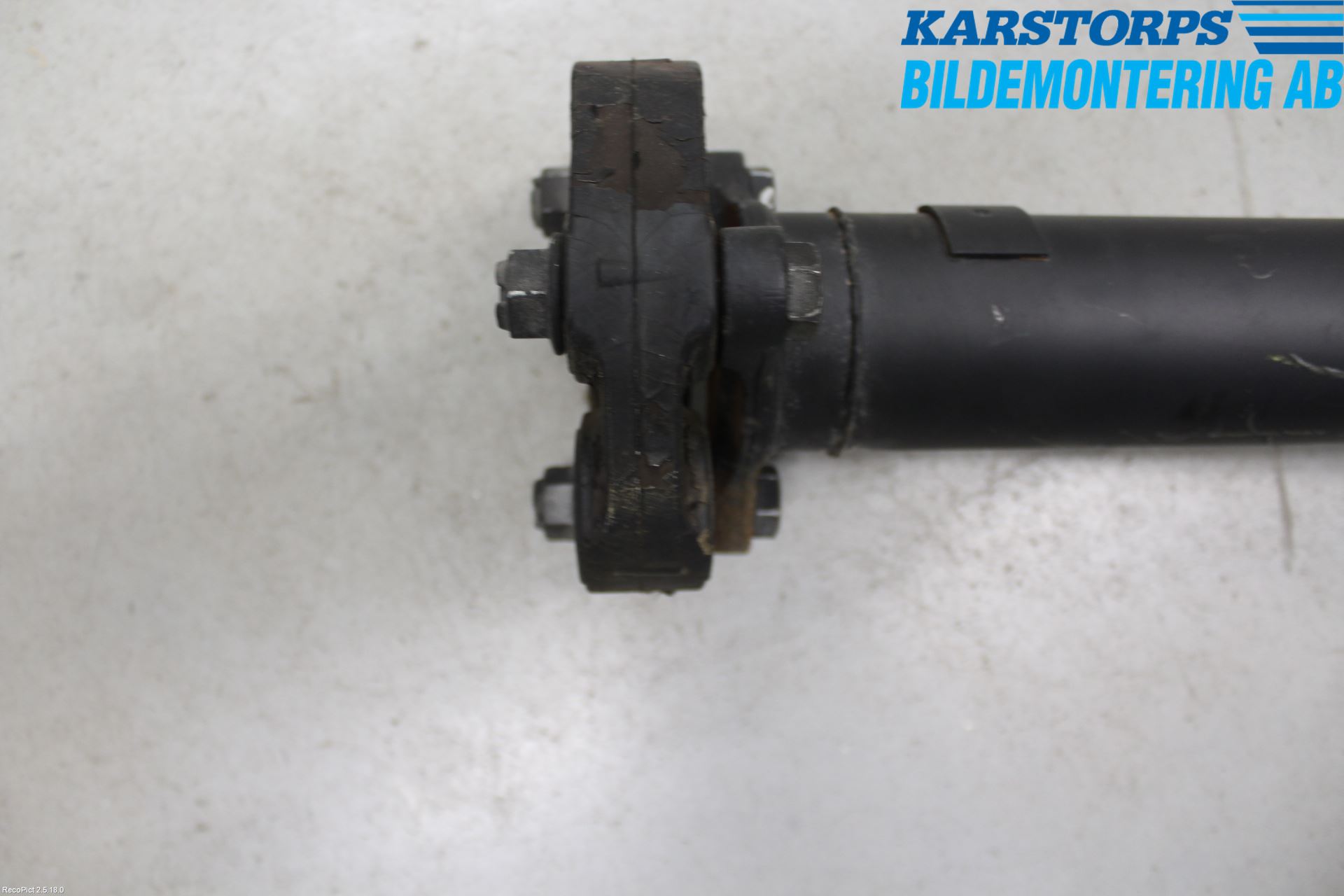 BMW 3 F30/F31/F80 12-19 Mellanaxel Komp