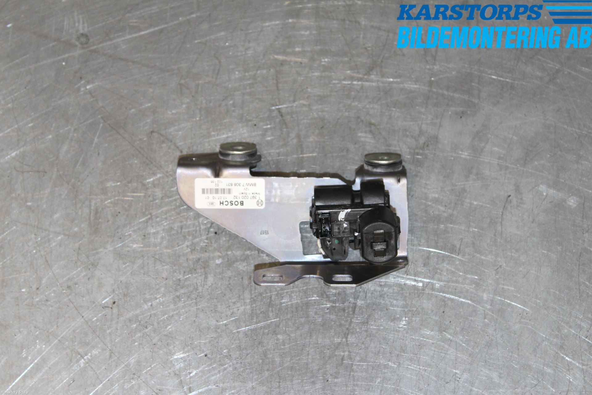 BMW 3 F30/F31/F80 12-19 Låskista Baklucka