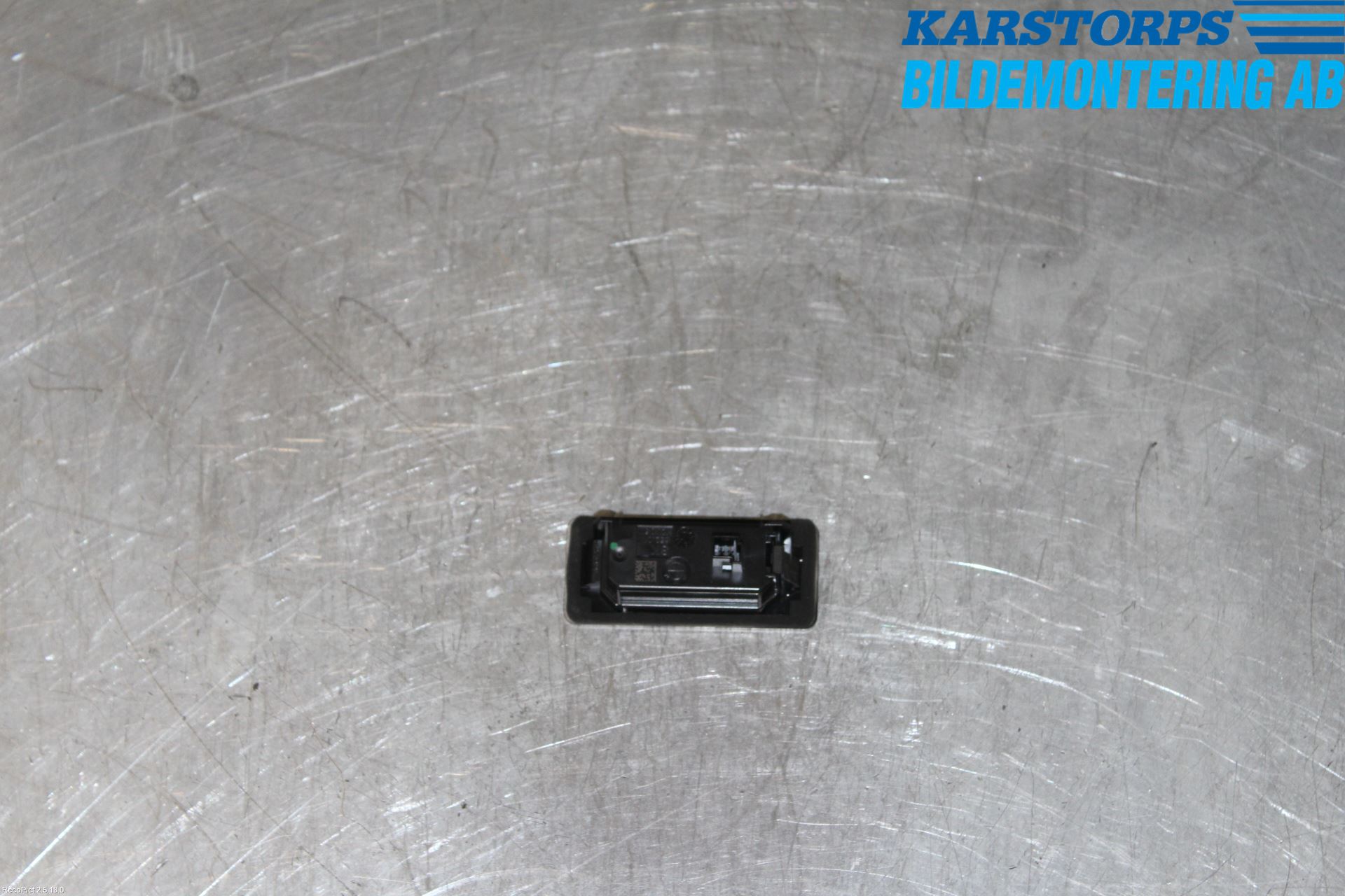BMW 3 F30/F31/F80 12-19 Skylt Belysning