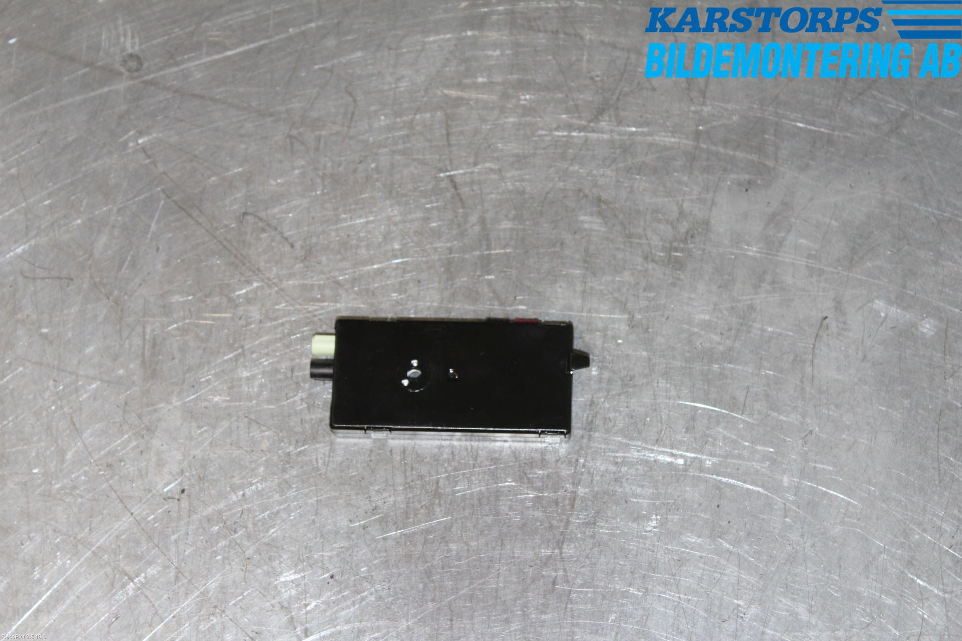 BMW 3 F30/F31/F80 12-19 Antennförstärkare