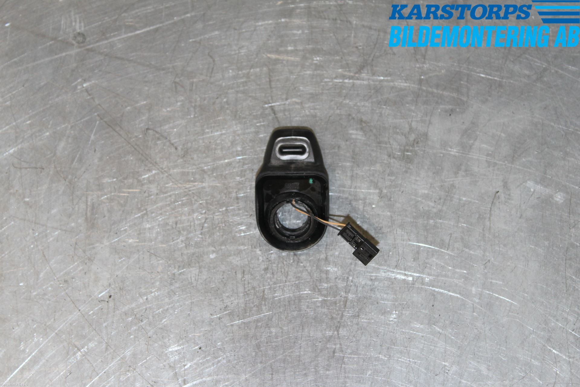 BMW 3 F30/F31/F80 12-19 Bakluckehandtag