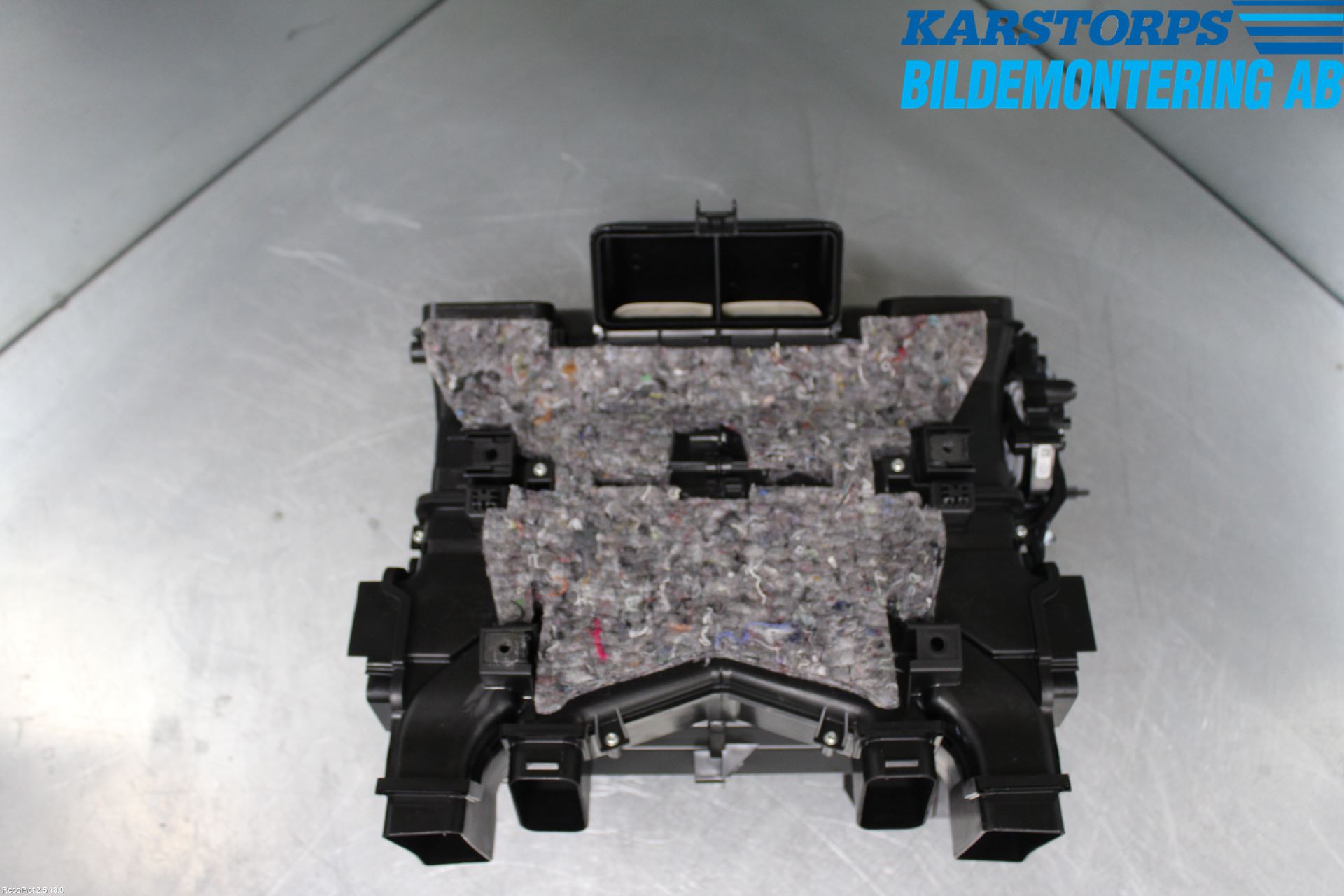 Mercedes-Benz MB E-KLASS (W213) 16-23 Värme Cellpaket Komp