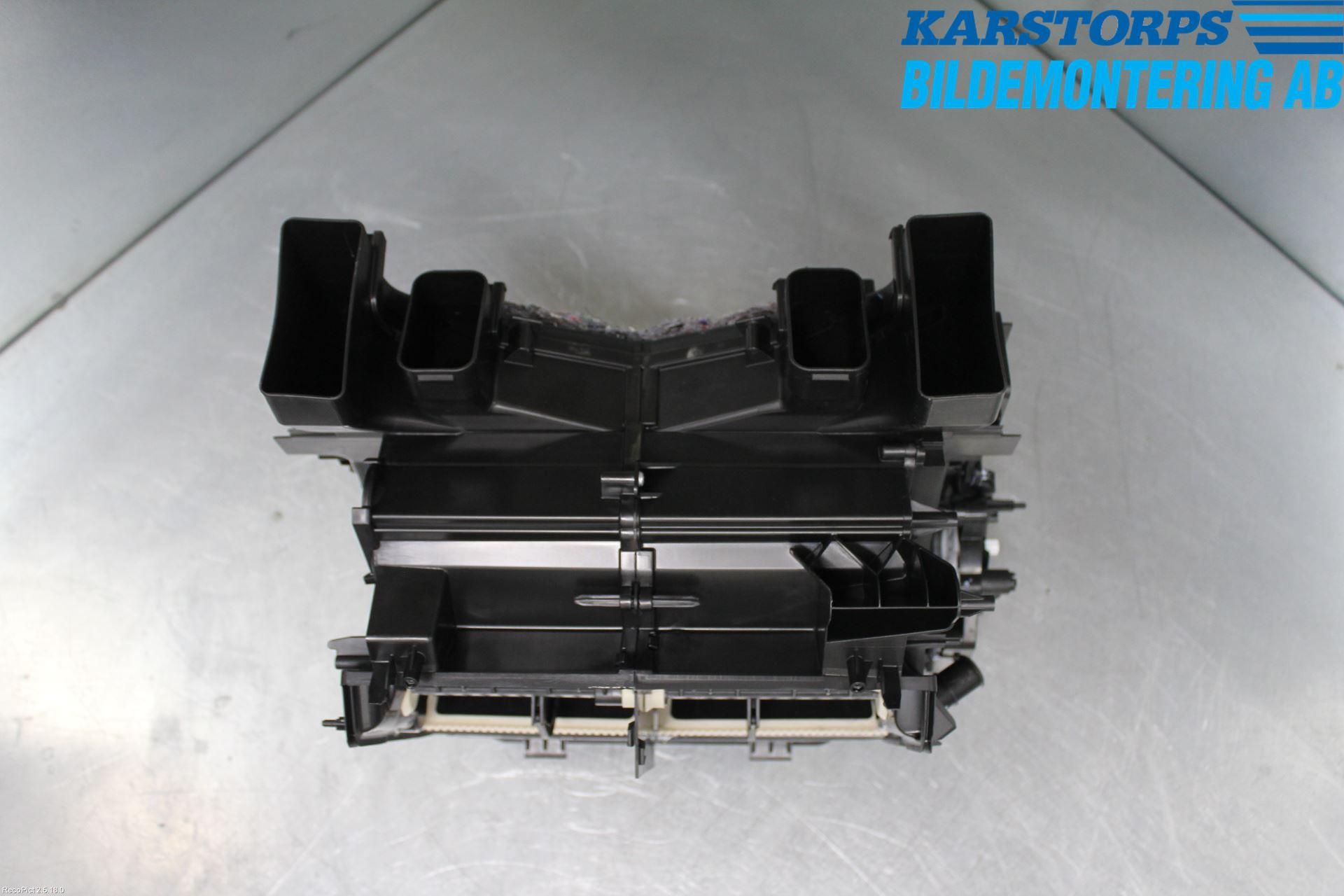 Mercedes-Benz MB E-KLASS (W213) 16-23 Värme Cellpaket Komp