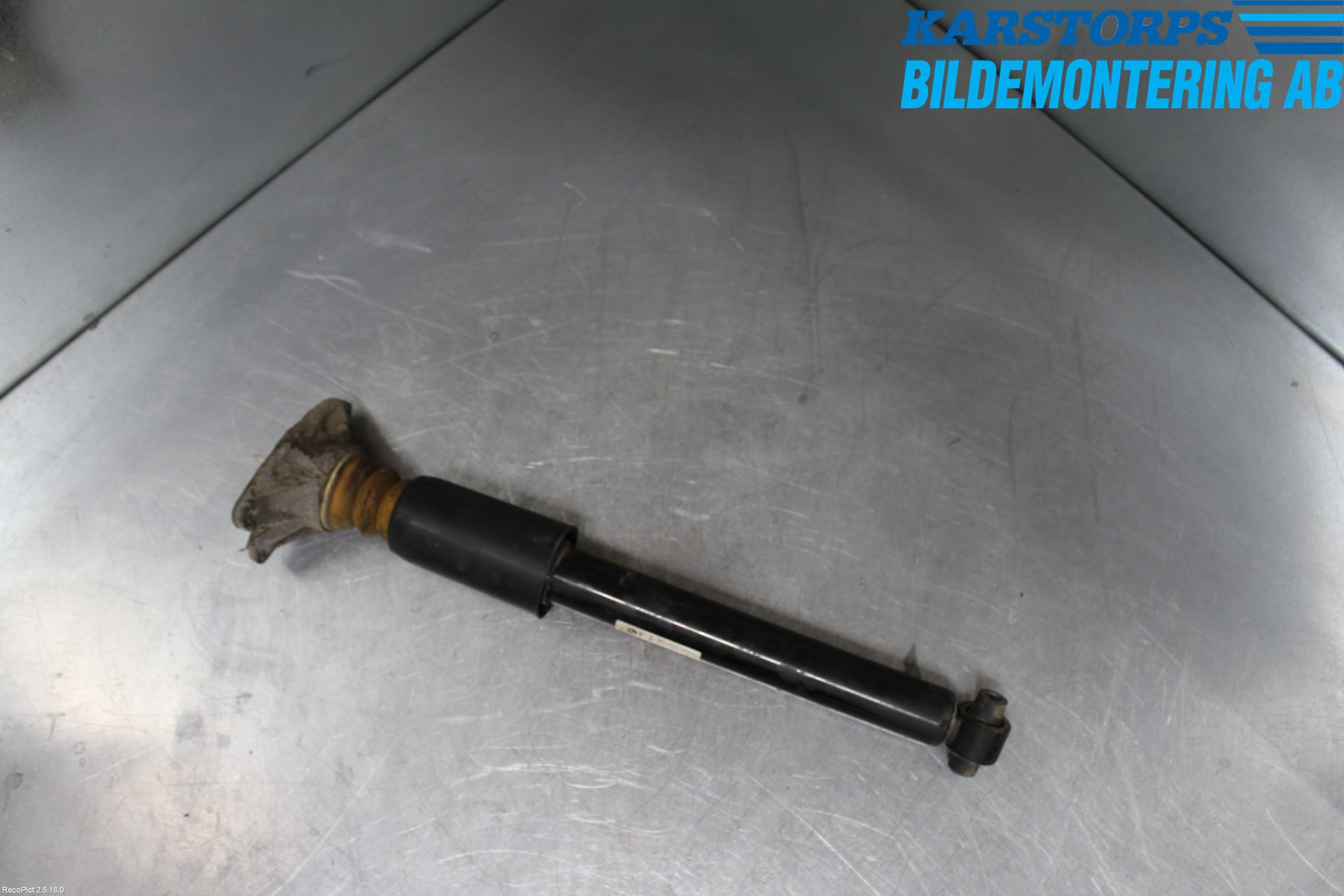 BMW 3 F30/F31/F80 12-19 Stötdämpare Bak