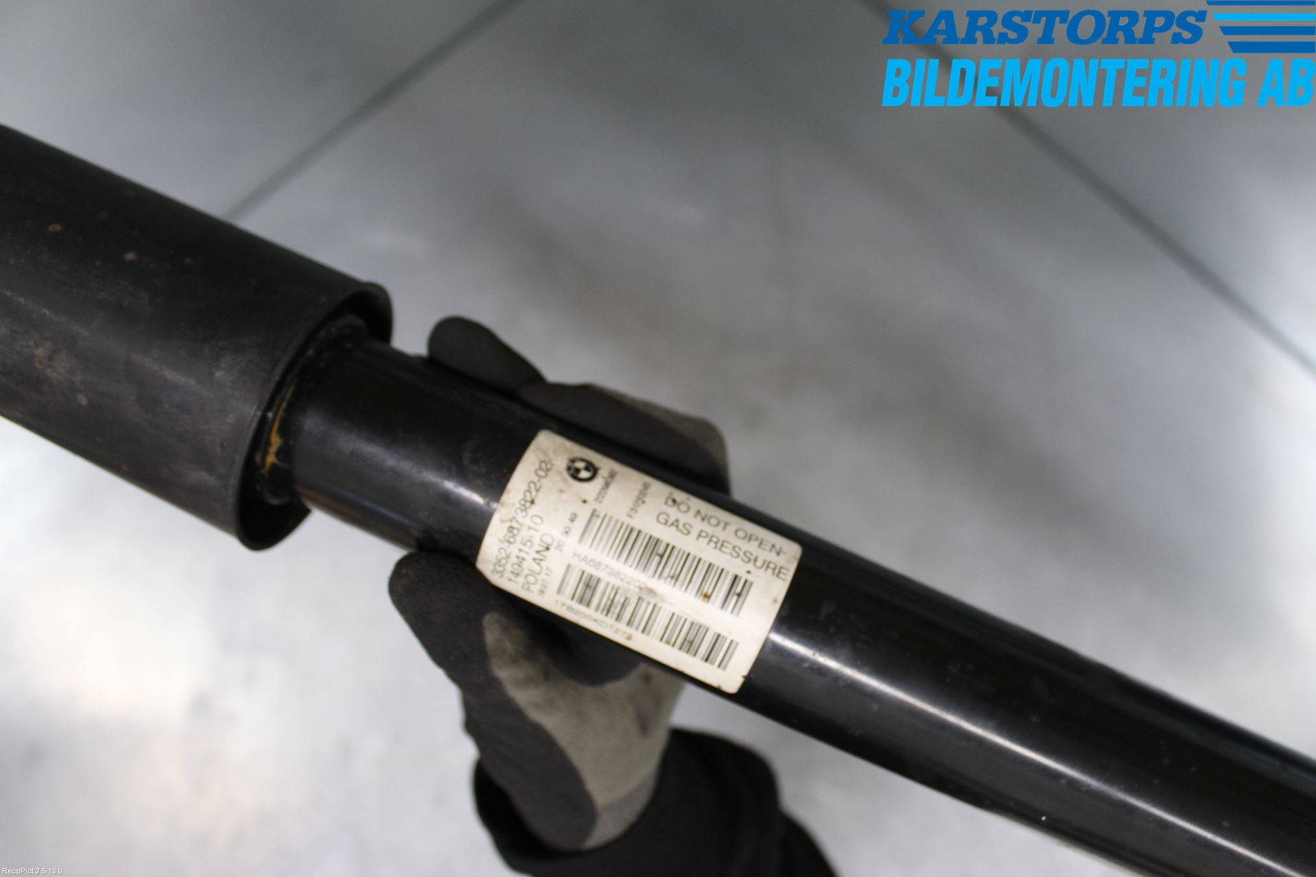 BMW 3 F30/F31/F80 12-19 Stötdämpare Bak