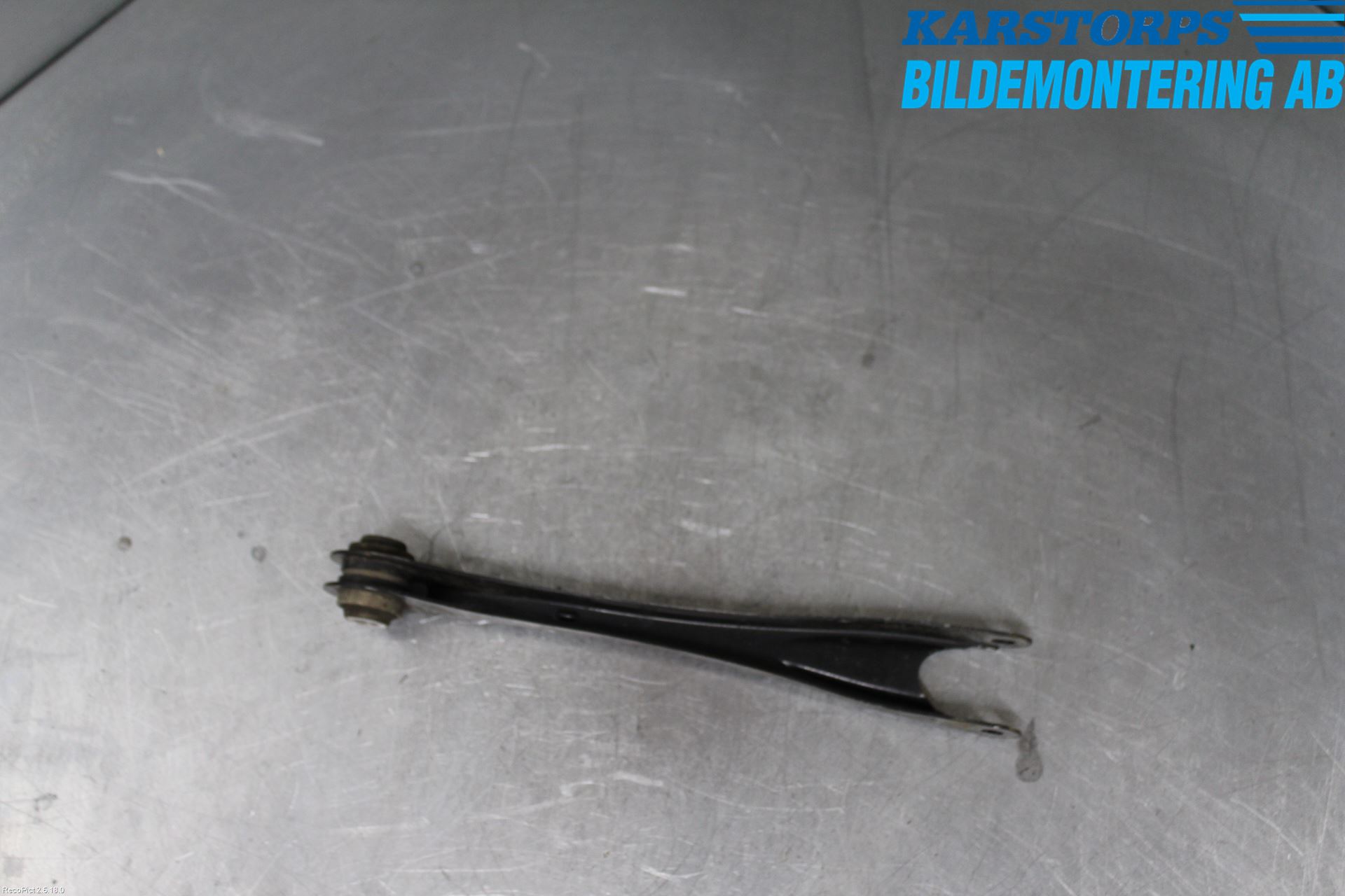 BMW 3 F30/F31/F80 12-19 Momentstag Bak
