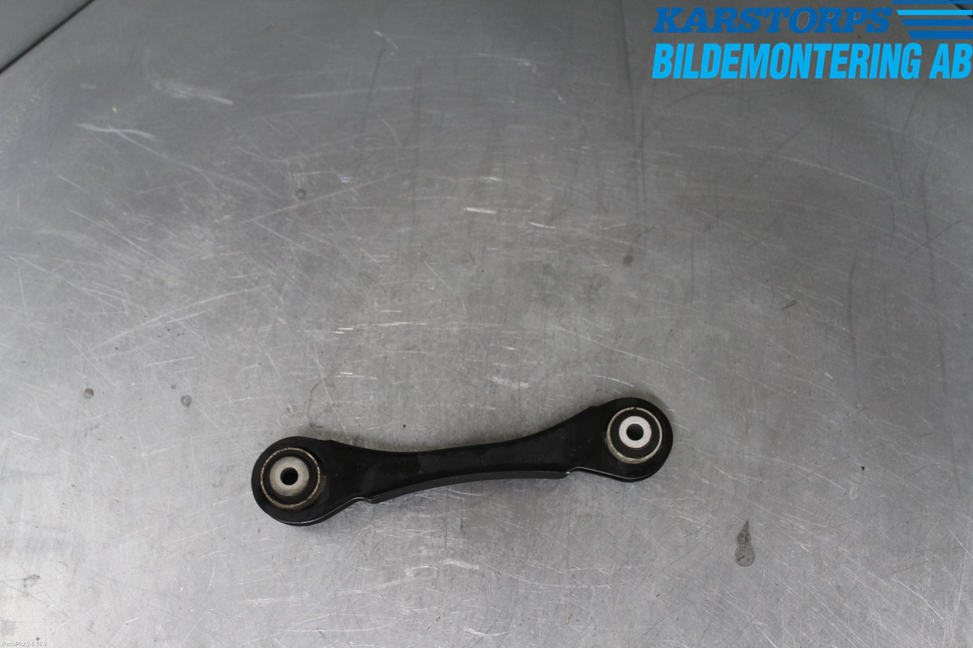 BMW 3 F30/F31/F80 12-19 Momentstag Bak
