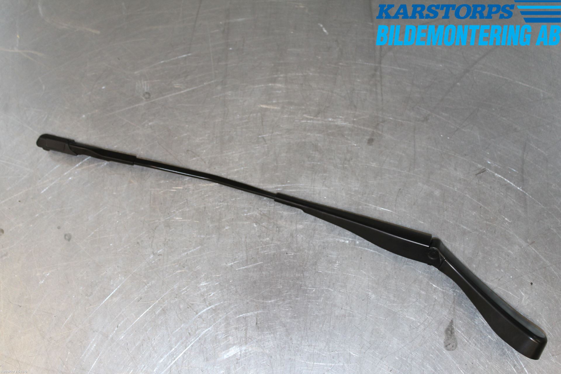 Mercedes-Benz MB E-KLASS (W213) 16-23 Torkararm Armar Vindruta