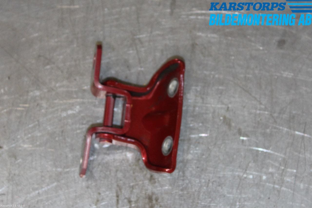 Kia CEED 06-12 Dörrgångjärn