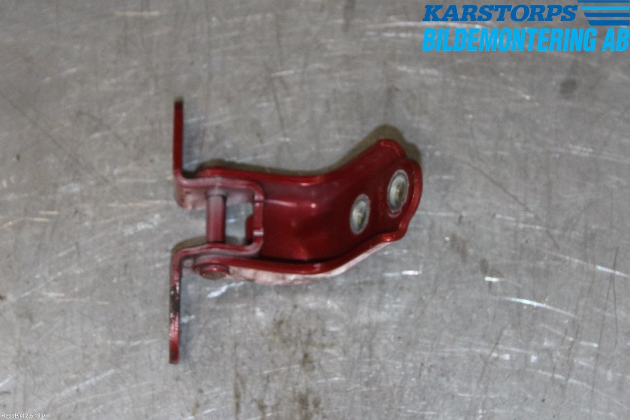 Kia CEED 06-12 Dörrgångjärn