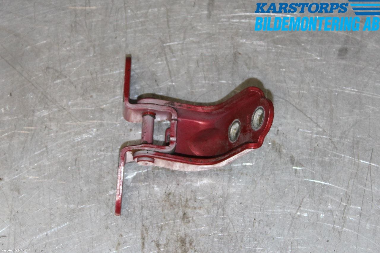 Kia CEED 06-12 Dörrgångjärn