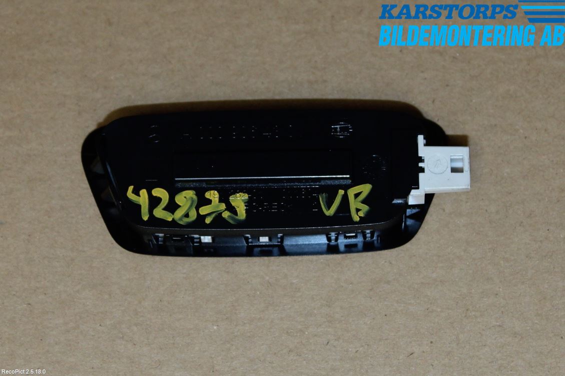 Mercedes-Benz MB E-KLASS (W213) 16-23 Innerbelysning
