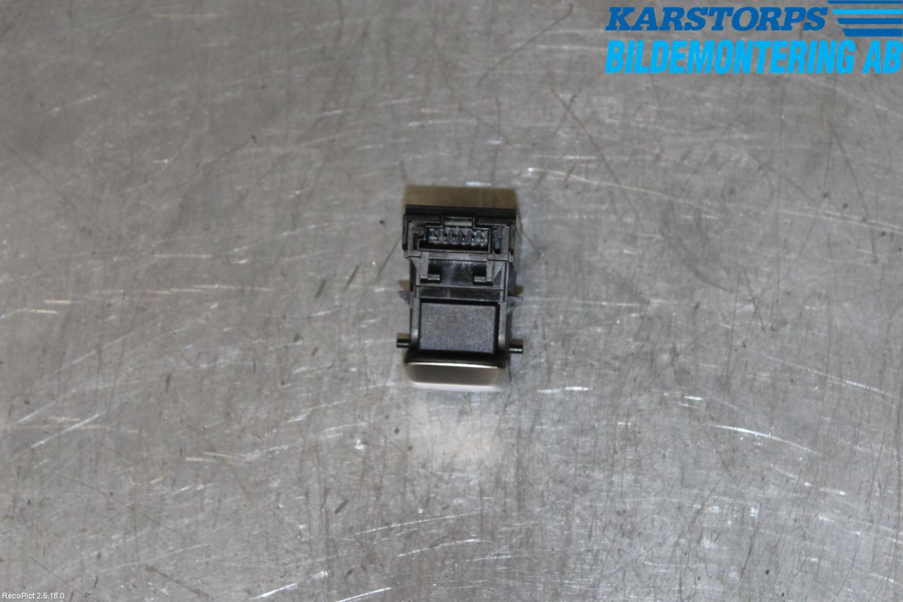 Mercedes-Benz MB E-KLASS (W213) 16-23 Strömställare Parkeringsbroms