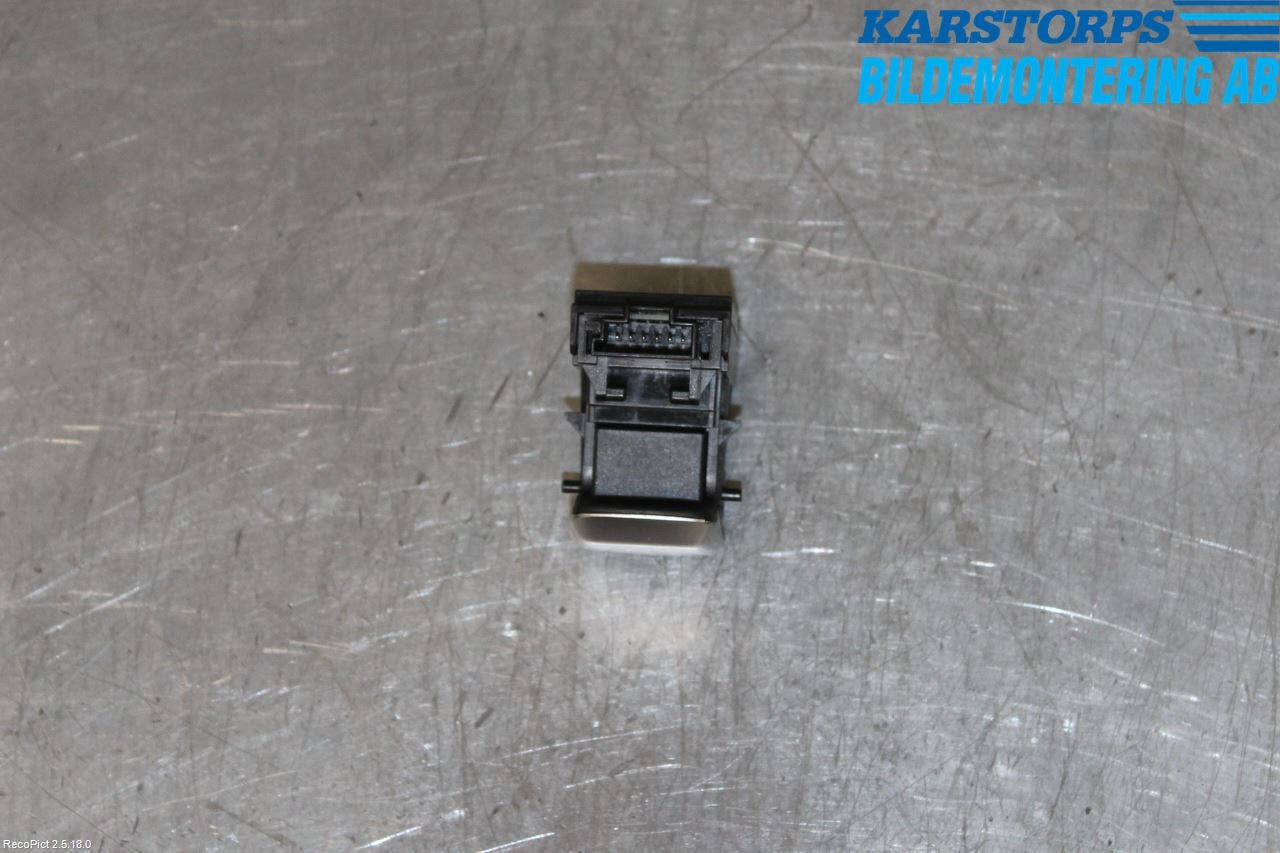 Mercedes-Benz MB E-KLASS (W213) 16-23 Strömställare Parkeringsbroms