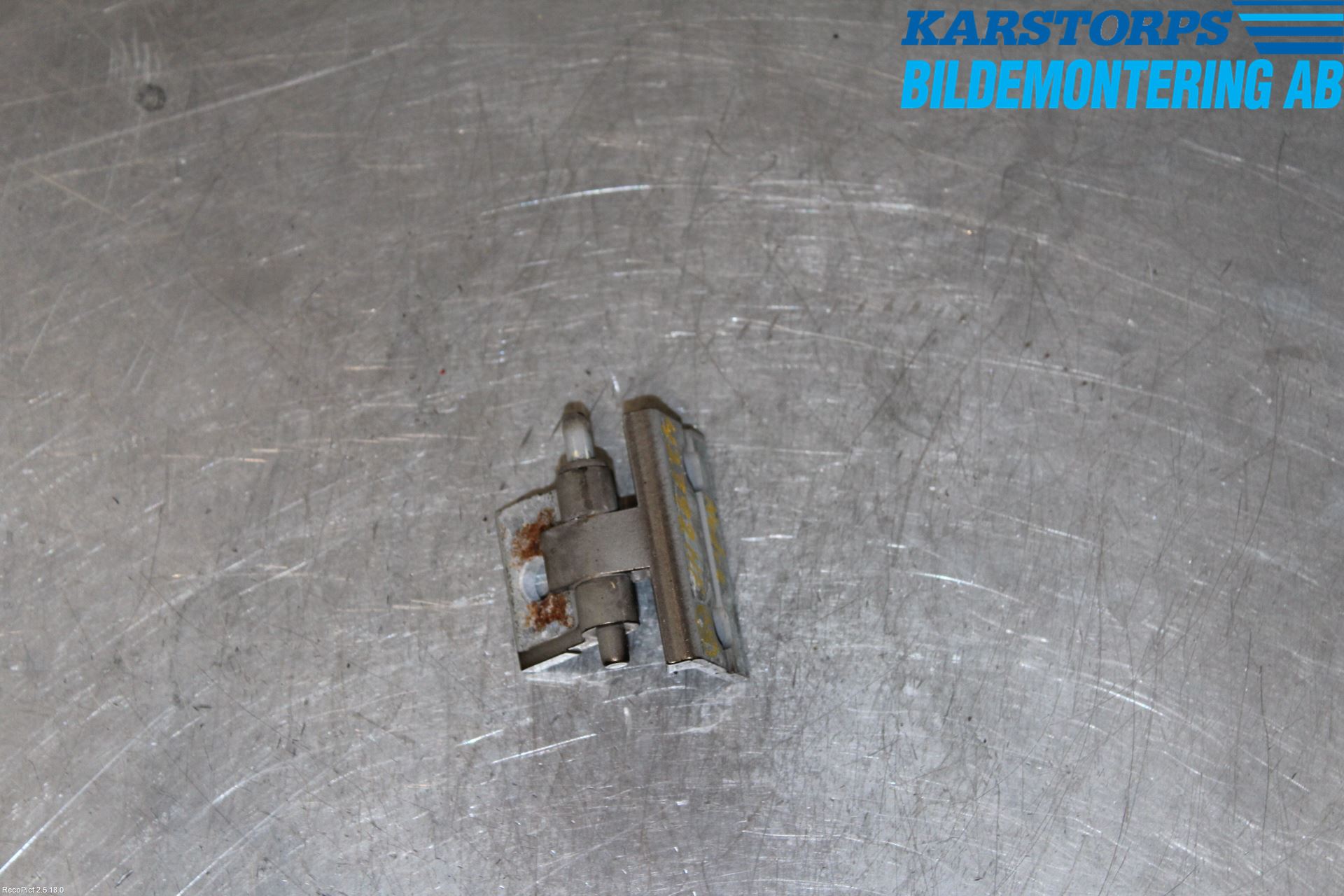 Volvo XC90 07-14 Dörrgångjärn