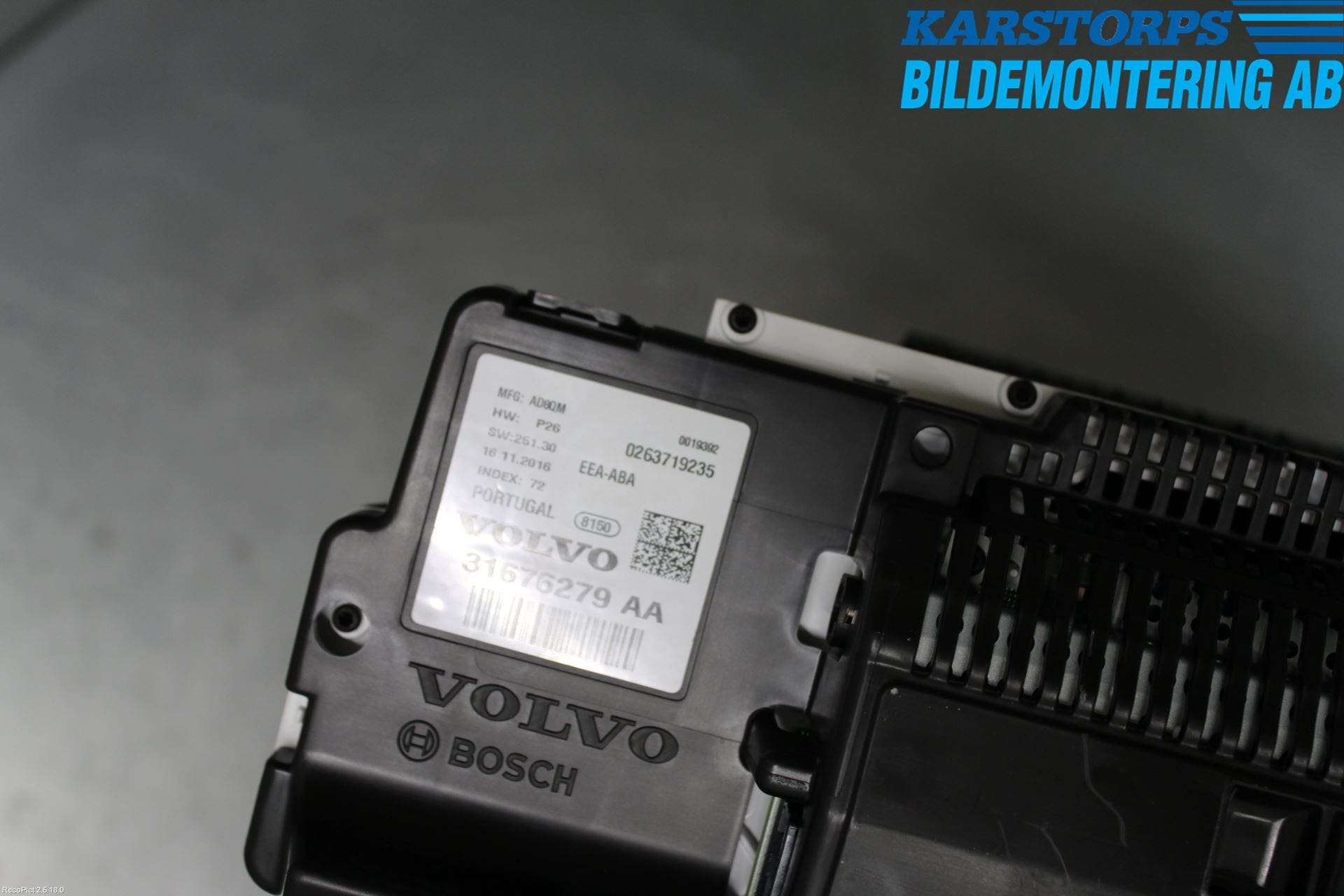 Volvo S90 17->> Instrument Komb