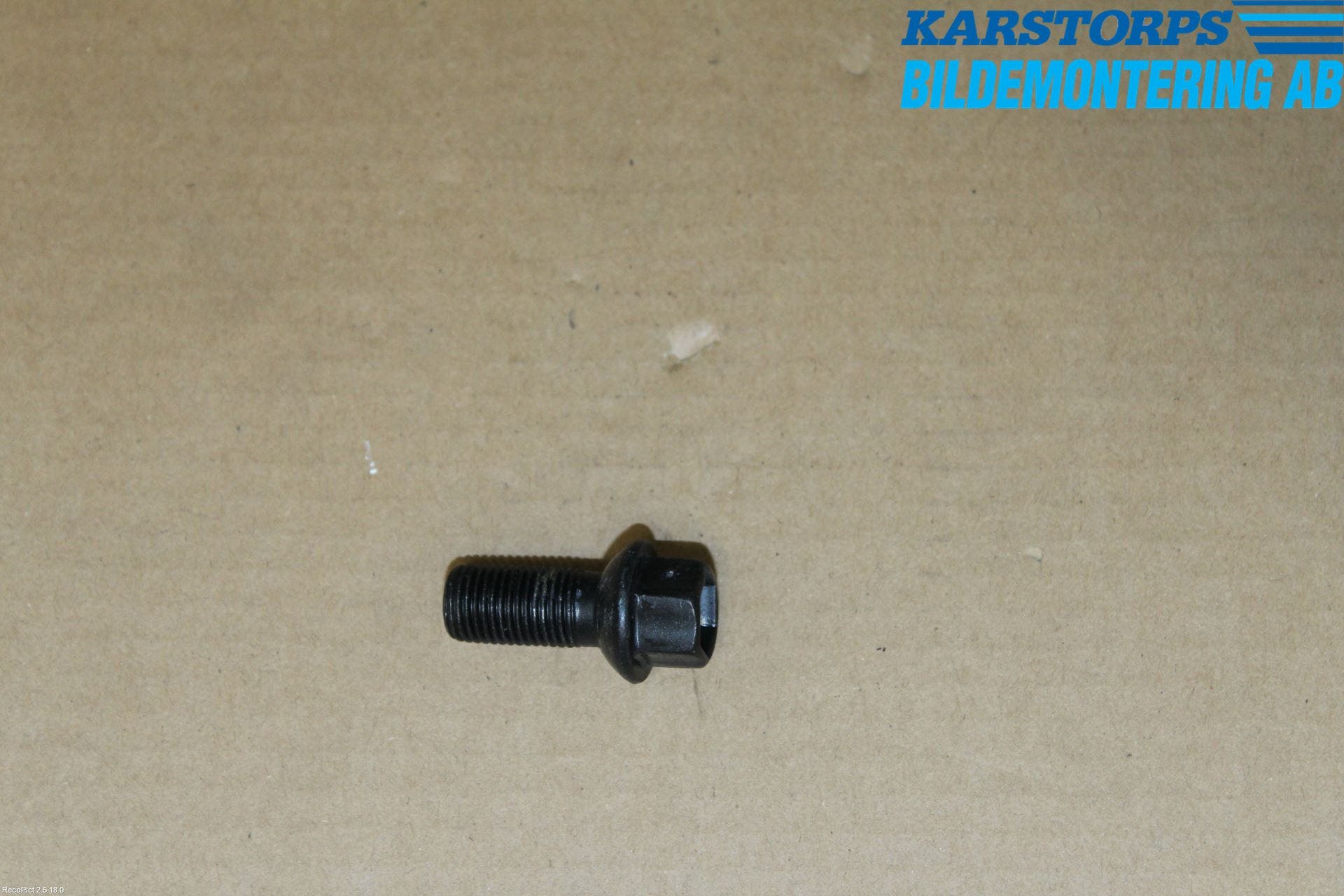 Mercedes-Benz MB CLA-KLASS (C117/X117) 13-19 Hjulmutter-Bult-Sats