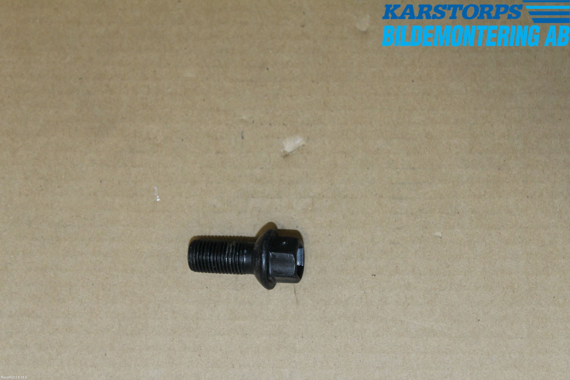 Mercedes-Benz MB CLA-KLASS (C117/X117) 13-19 Hjulmutter-Bult-Sats