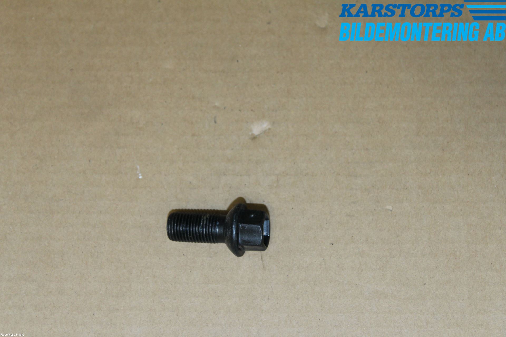 Mercedes-Benz MB CLA-KLASS (C117/X117) 13-19 Hjulmutter-Bult-Sats