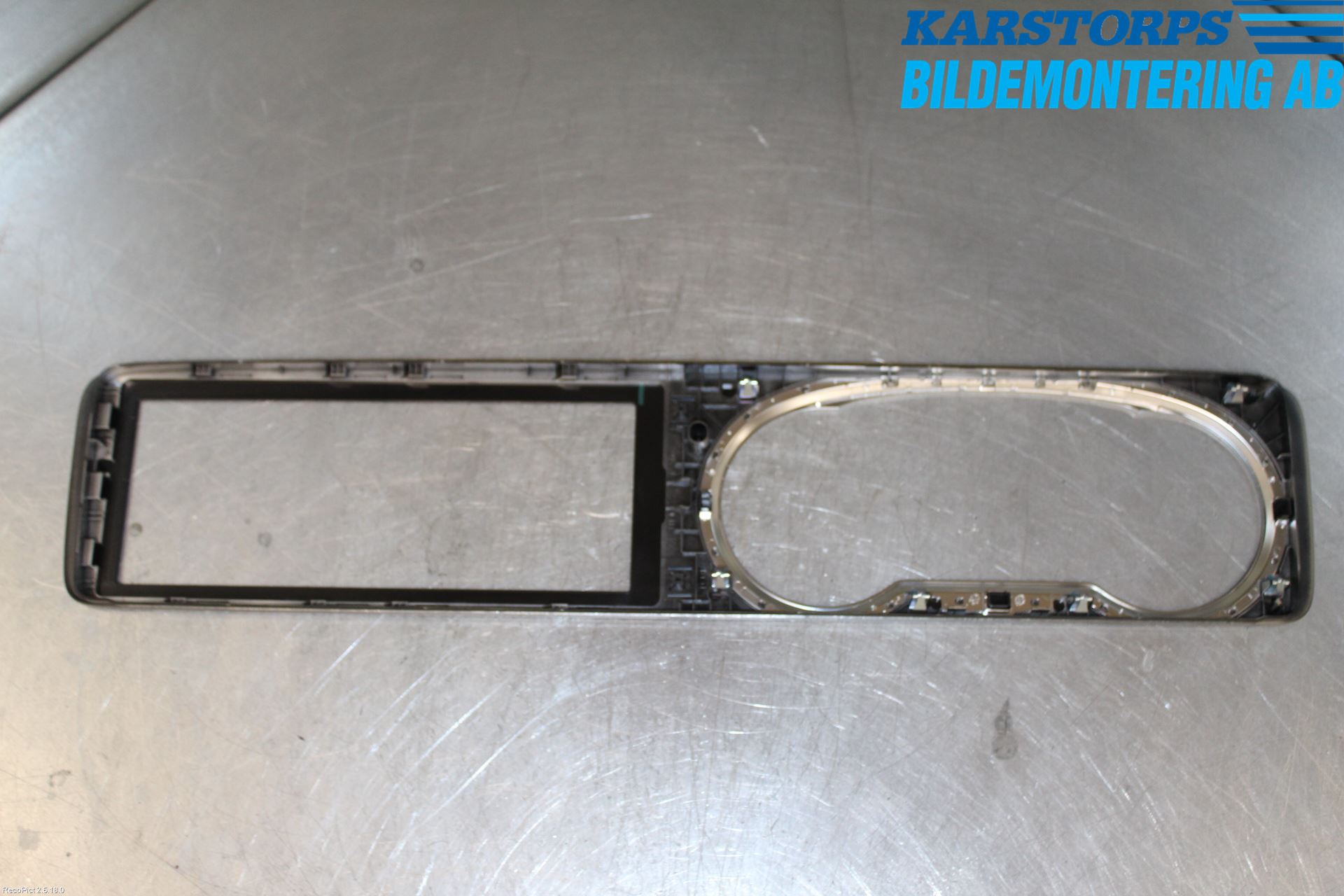 Mercedes-Benz MB E-KLASS (W213) 16-23 Instrumentsarg