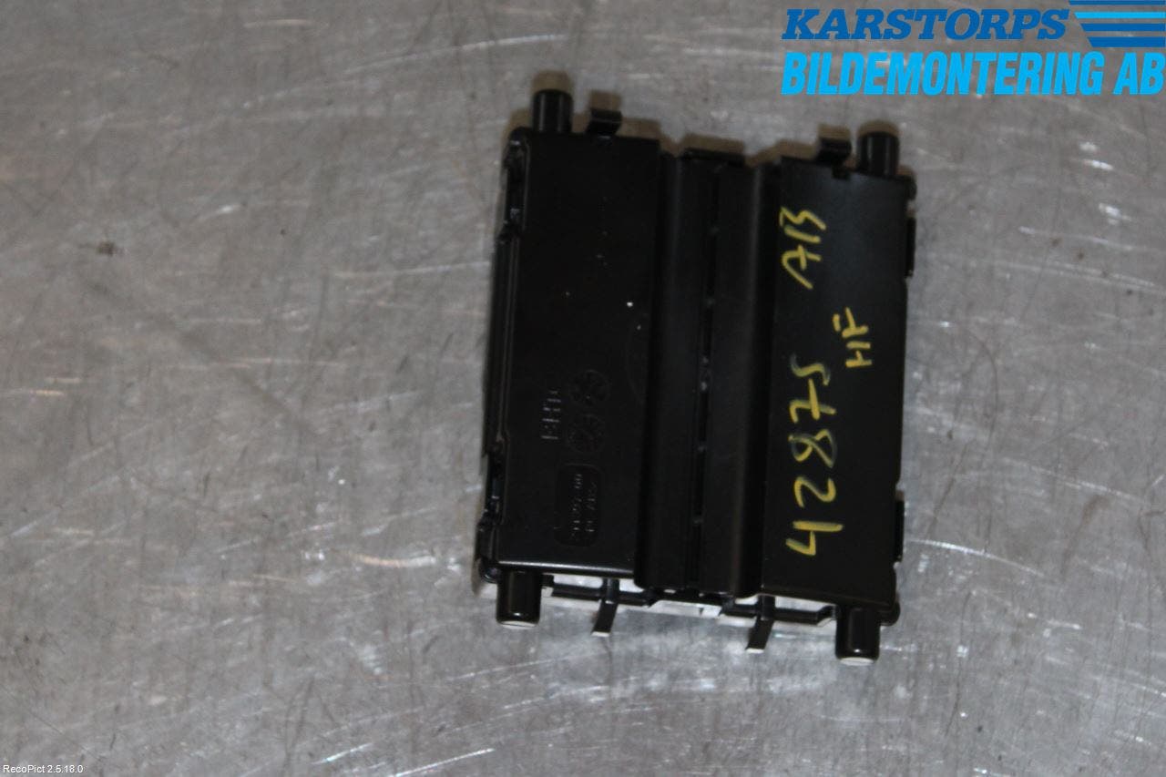 Mercedes-Benz MB E-KLASS (W213) 16-23 Ac Styrenhet Ac Manöveren