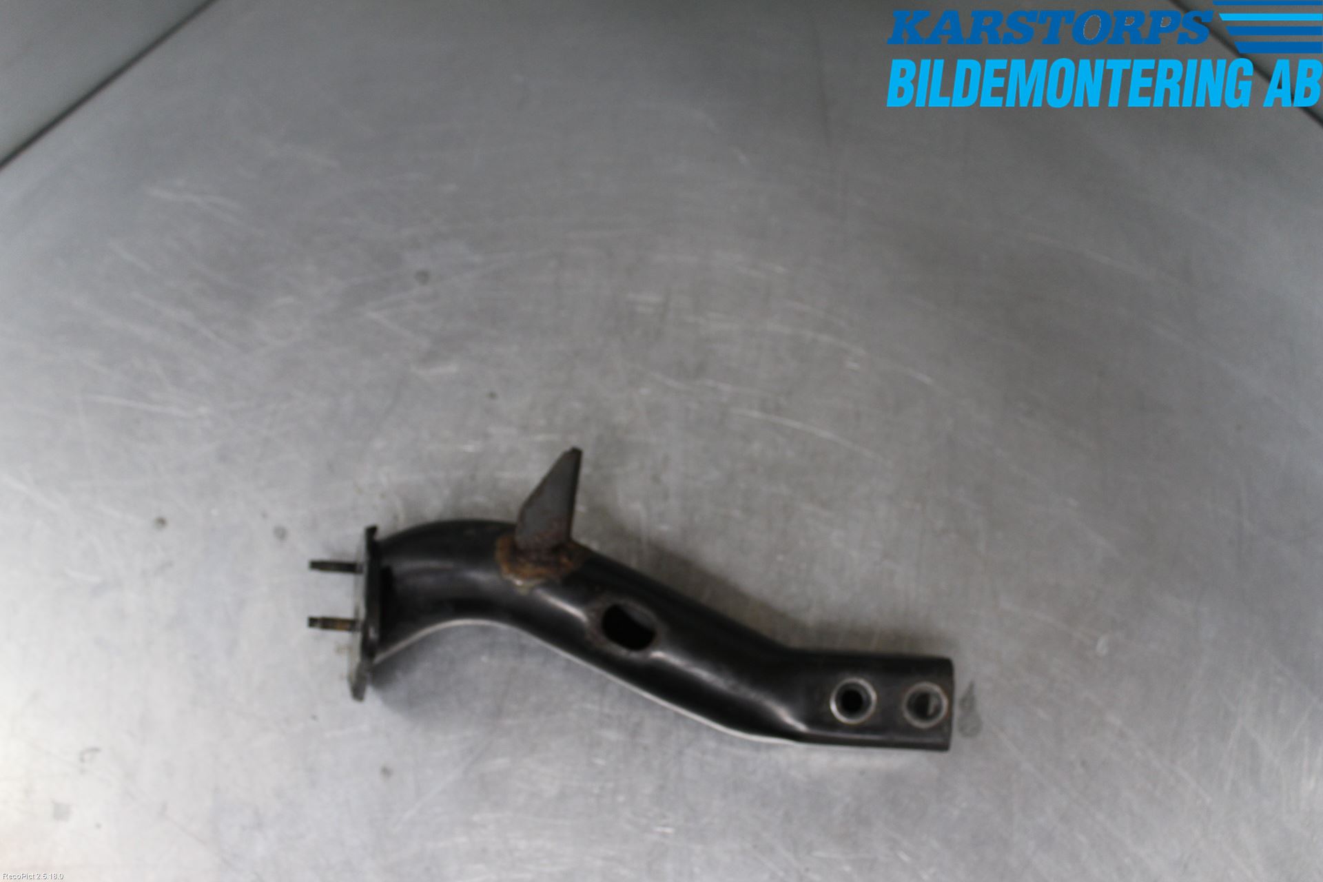 Mini COUPE R50/53 01-06 Stötfångarfäste Fram Vä