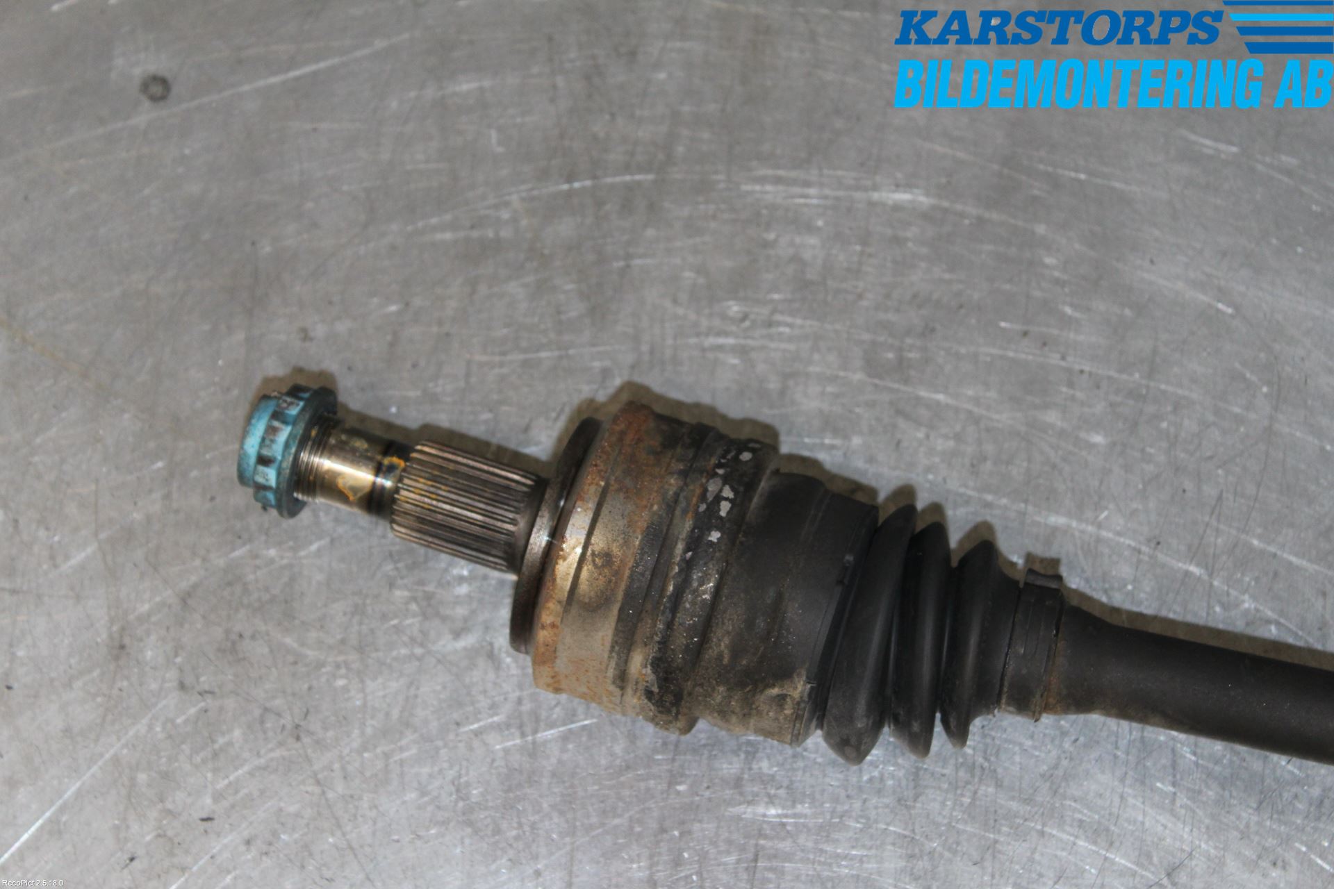 Mercedes-Benz MB E-KLASS (W213) 16-23 Drivaxel Bak Höger