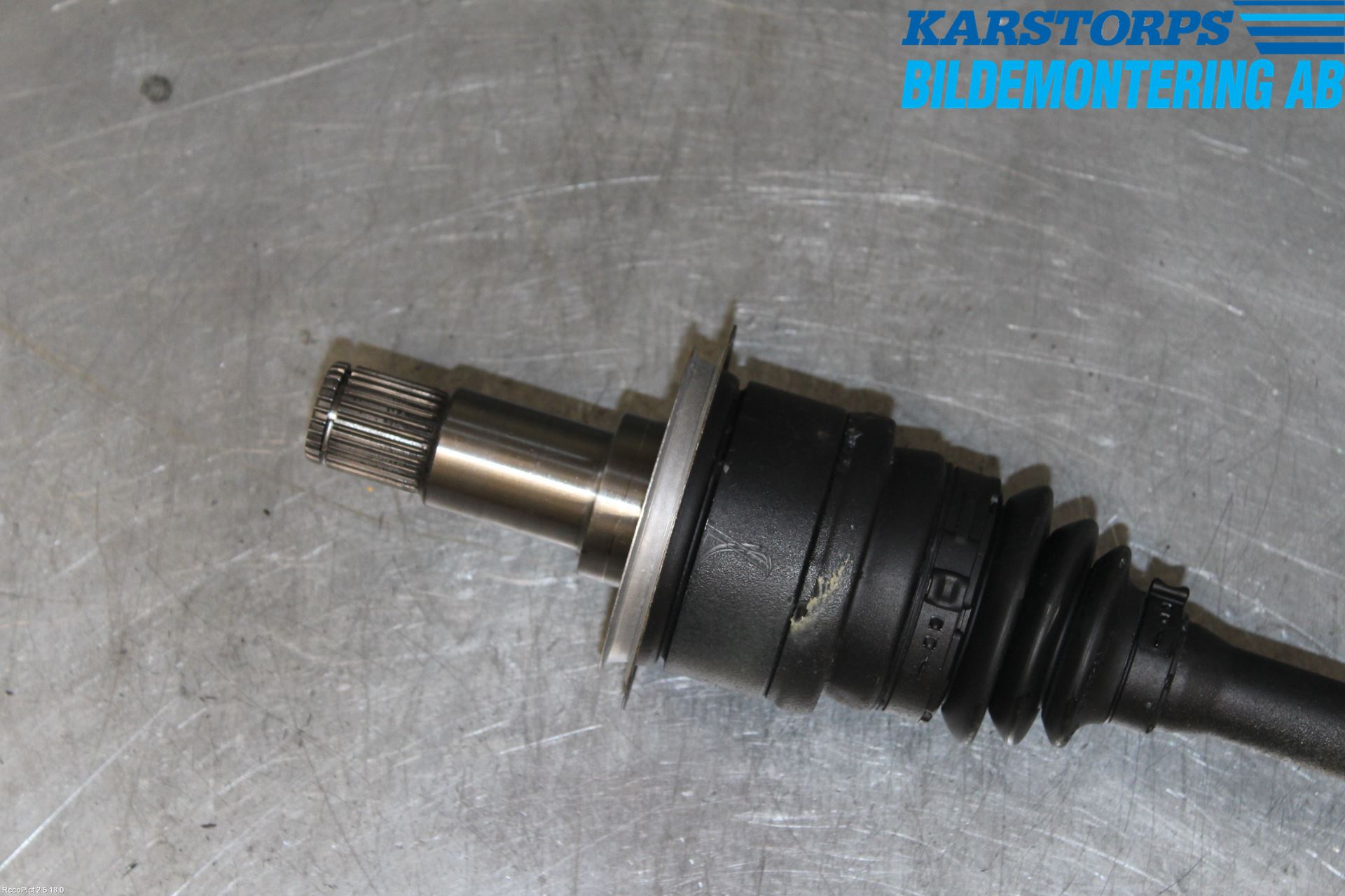 Mercedes-Benz MB E-KLASS (W213) 16-23 Drivaxel Bak Höger