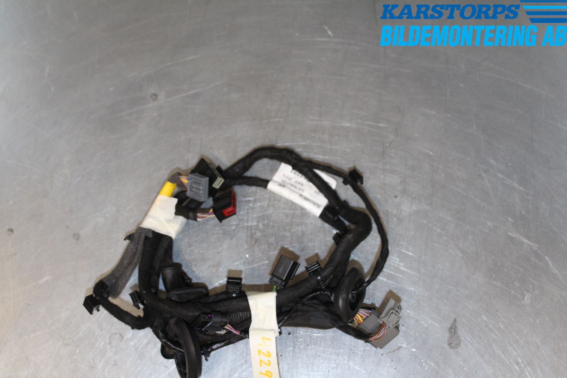 Volvo S90 17->> Kabelhärva