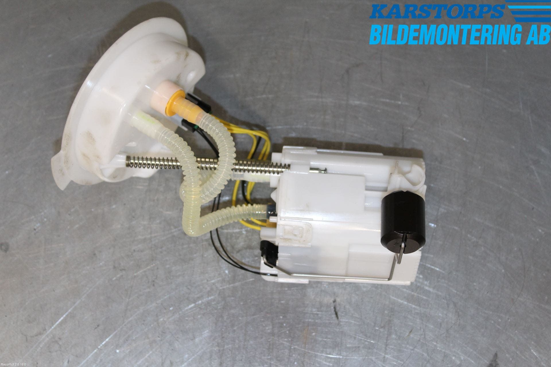 BMW 3 F30/F31/F80 12-19 Bränslepump El