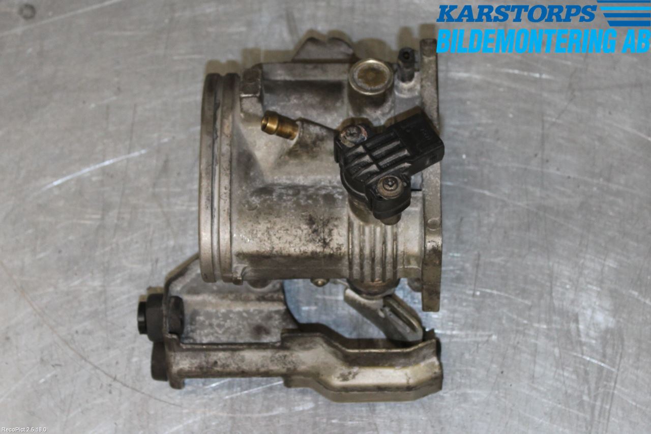 BMW 3 E36      91-00 Injspjällhus