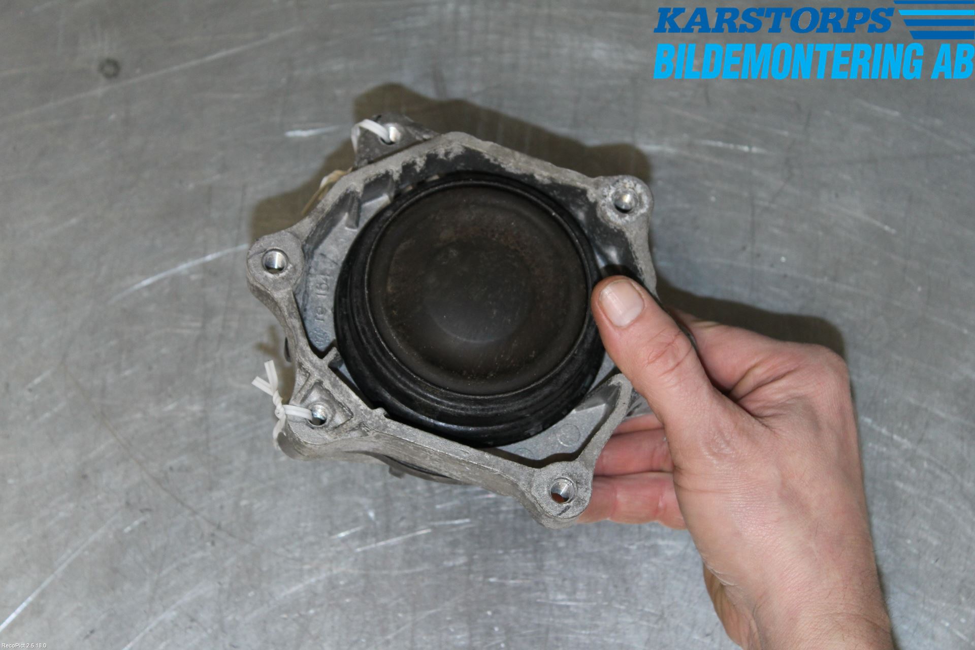 BMW 3 F30/F31/F80 12-19 Motorkudde