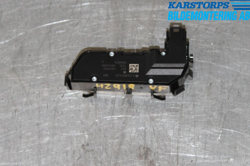 Mercedes-Benz MB E-KLASS (W213) 16-23 Strömställare Stolvärme