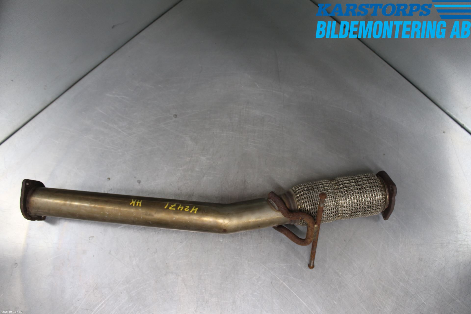 Volvo V40 12-19 Avgas Främre Rör