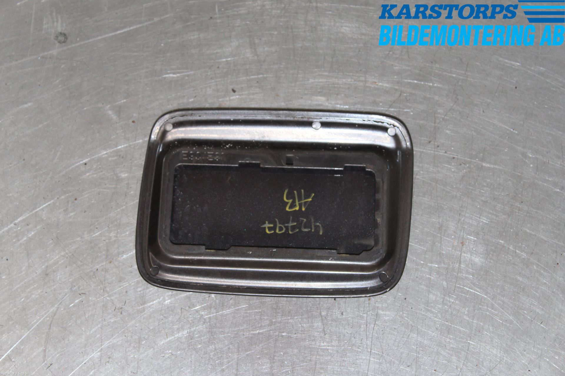 BMW 3 E90/91 SED/TOU 05-12 Tanklucka