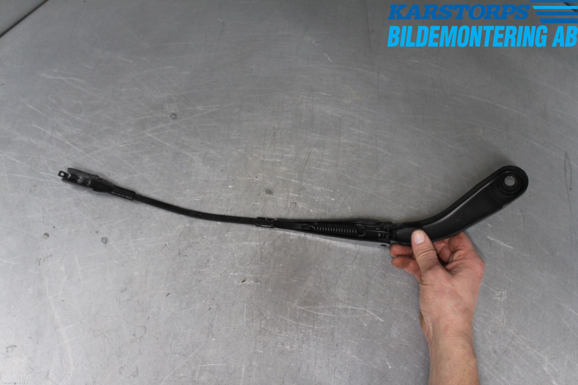 BMW 3 F30/F31/F80 12-19 Torkararm Armar Vindruta