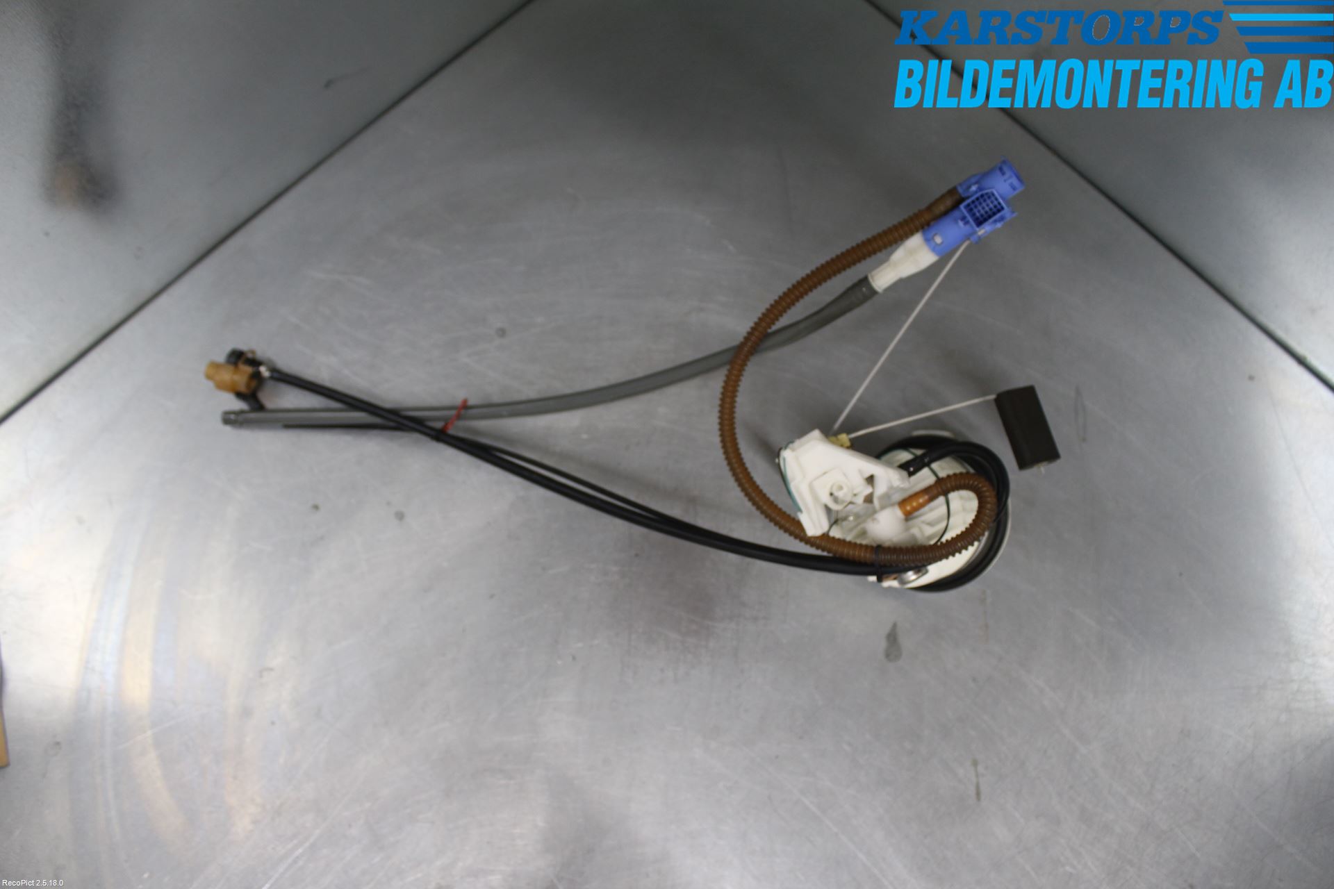 Mini COUPE R50/53 01-06 Givare Tank