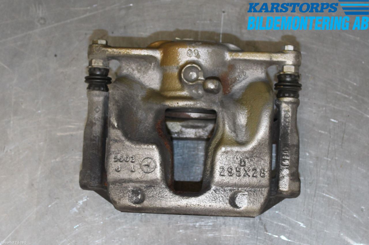 Mercedes-Benz MB CLA-KLASS (C117/X117) 13-19 Bromsok Fram Vänster