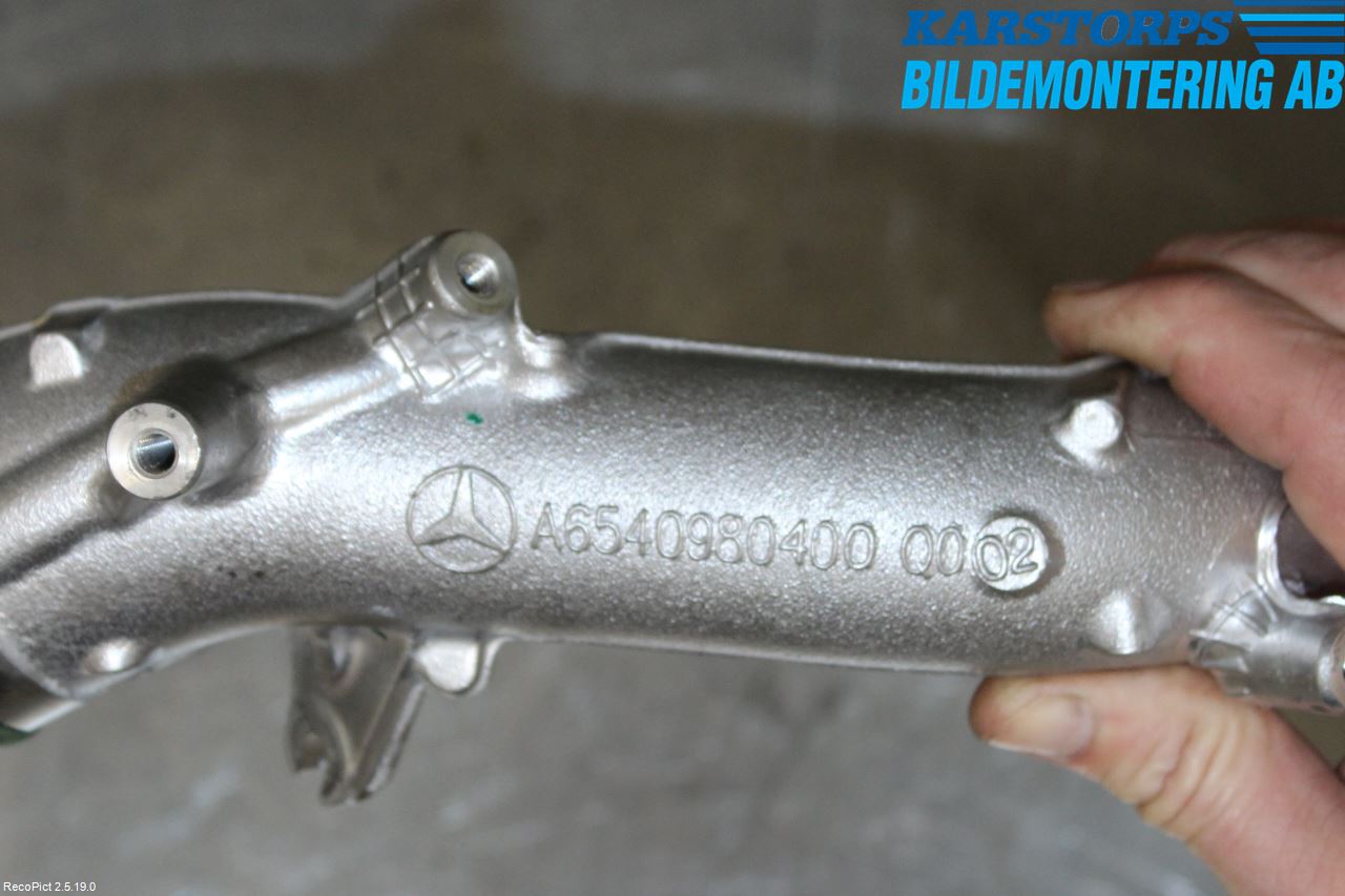 Mercedes-Benz MB E-KLASS (W213) 16-23 Laddluft-Intercoolerrör
