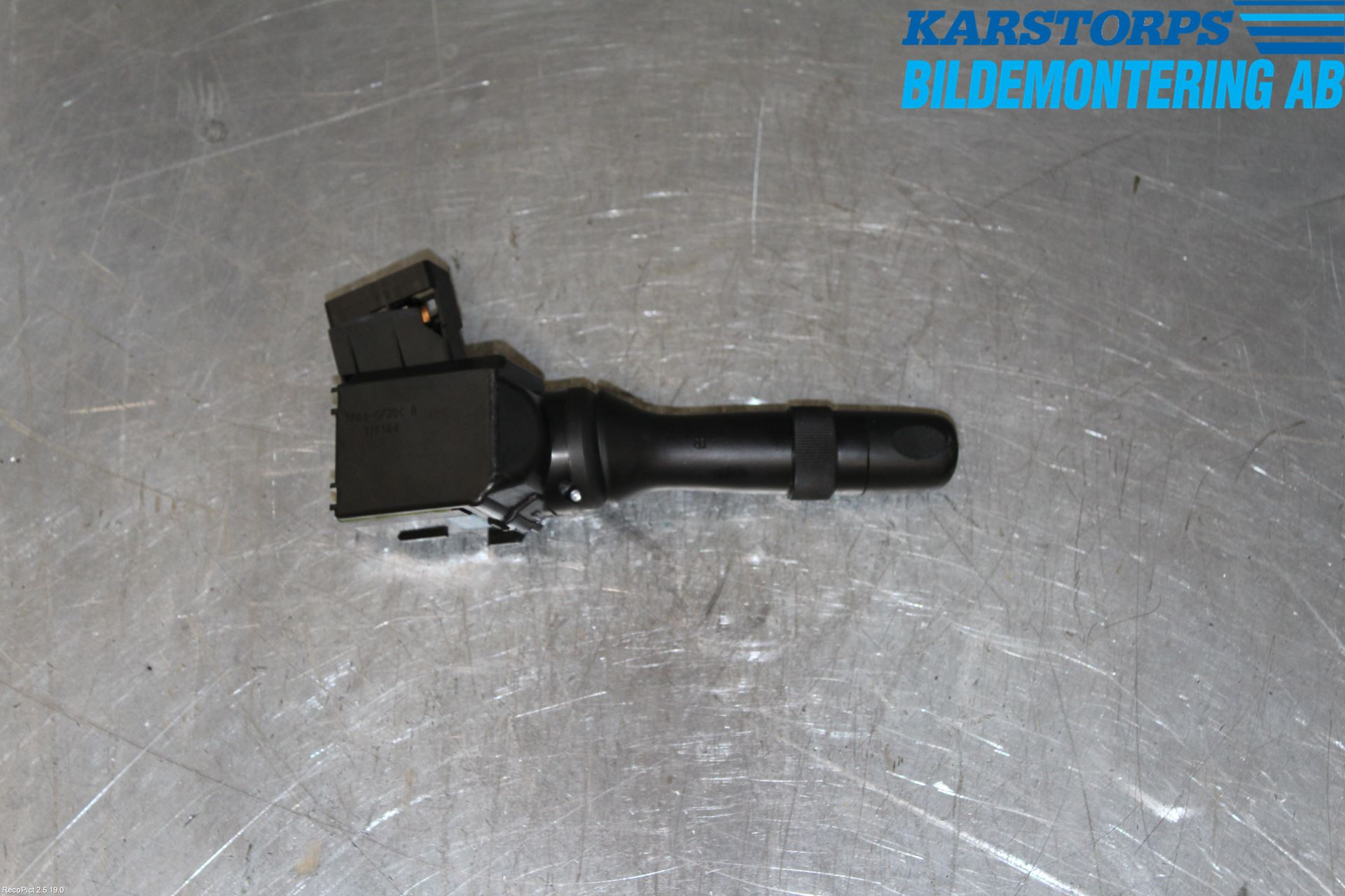 Toyota AVENSIS 09-15 Spak Torkar-Spolomk