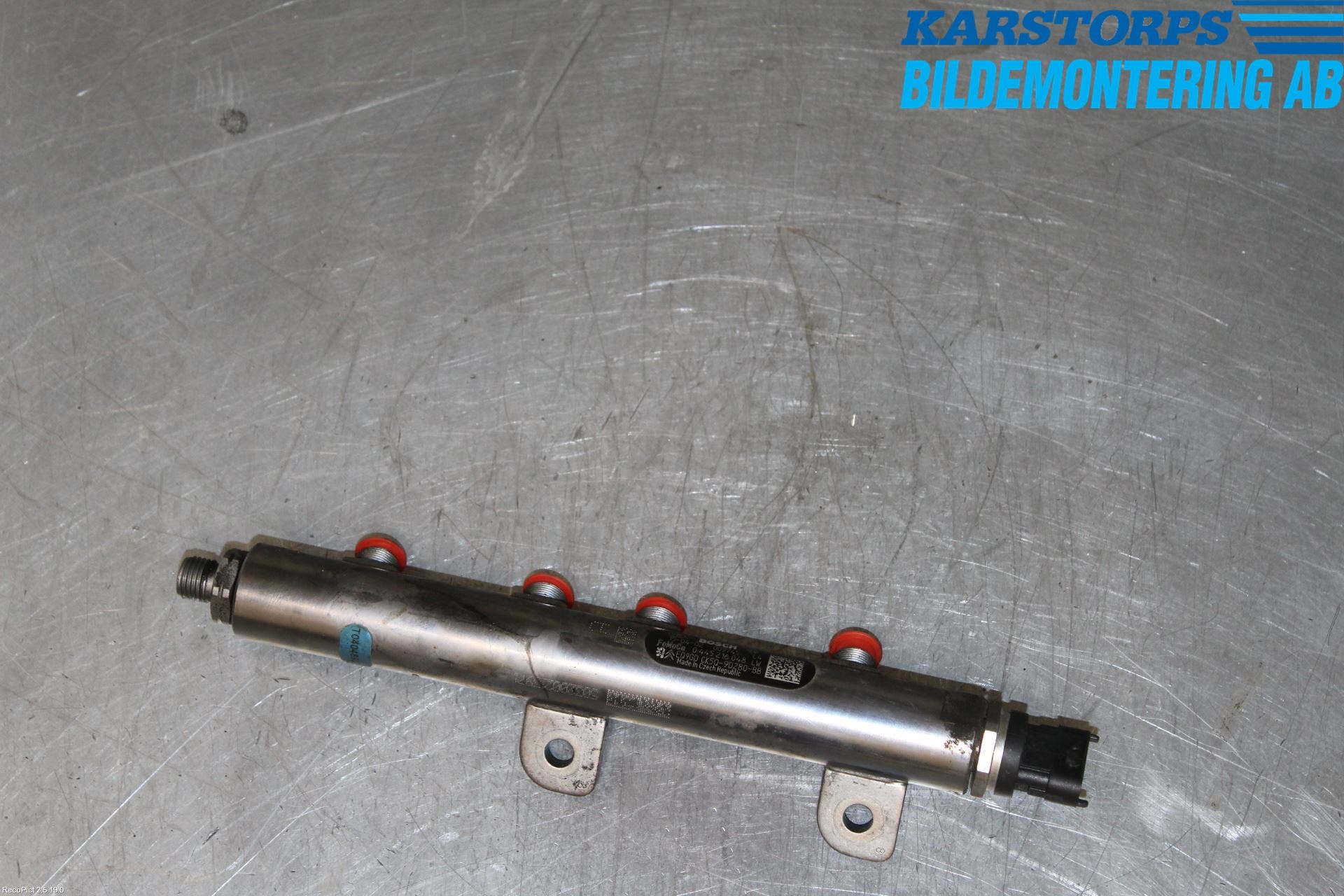 Landrover LAND ROVER DISCOVERY 4 10-16 Inj. Fuelrail