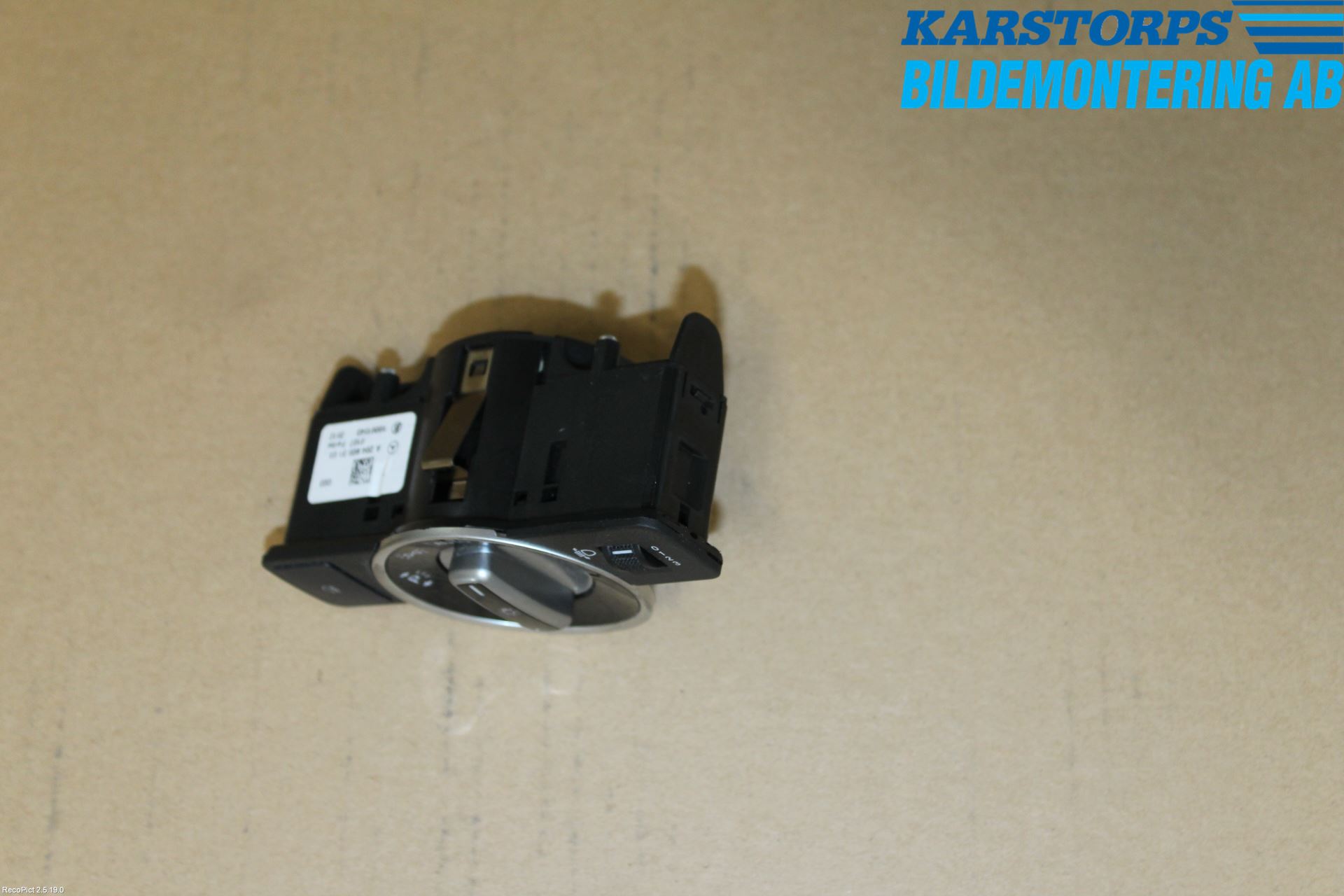 Mercedes-Benz MB C-KLASS (W204) 07-15 Strömställare Ljus